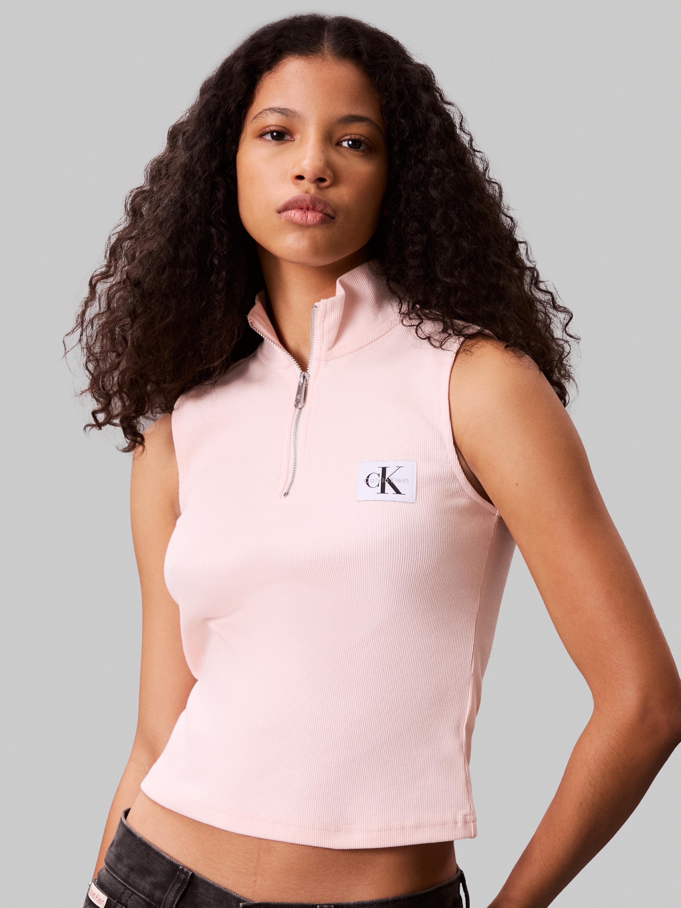 Image of Calvin Klein Tanktop "A- WOVEN LABEL SL QZ TOP" Mit Rundhalsausschnitt