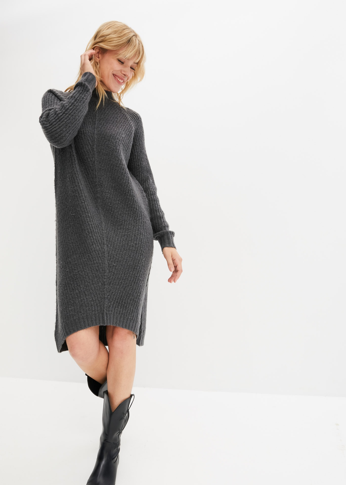 Image of bonprix Strickkleid "Strickkleid mit Vokuhila-Saum" aus Polyacryl, Polyester und Elasthan, bequemer Schnitt, Casual Stil