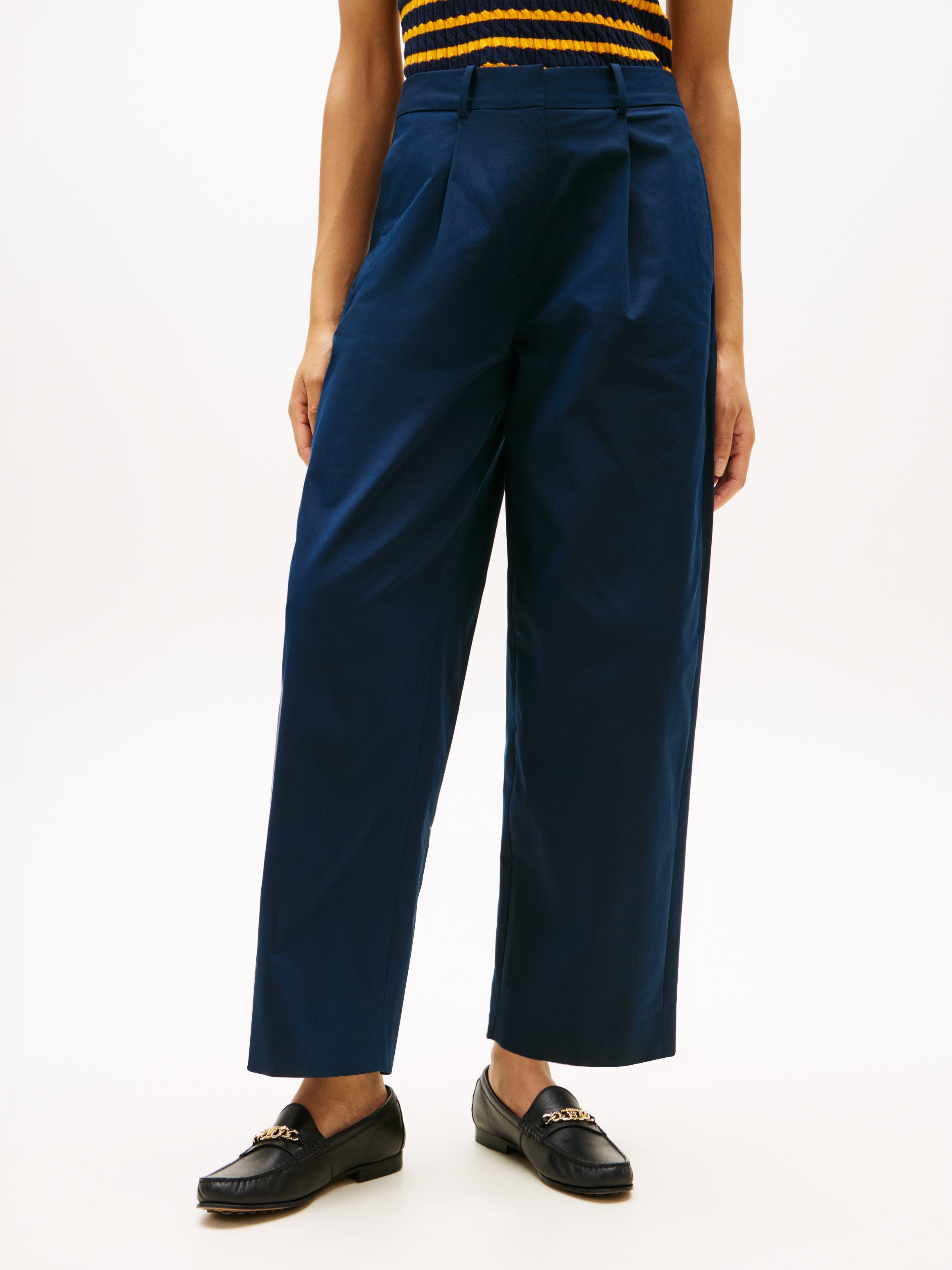 Image of Tommy Hilfiger Chinohose "COTTON BARREL PLEATED CHINO" Baumwollmix, Mid Rise, Tapered