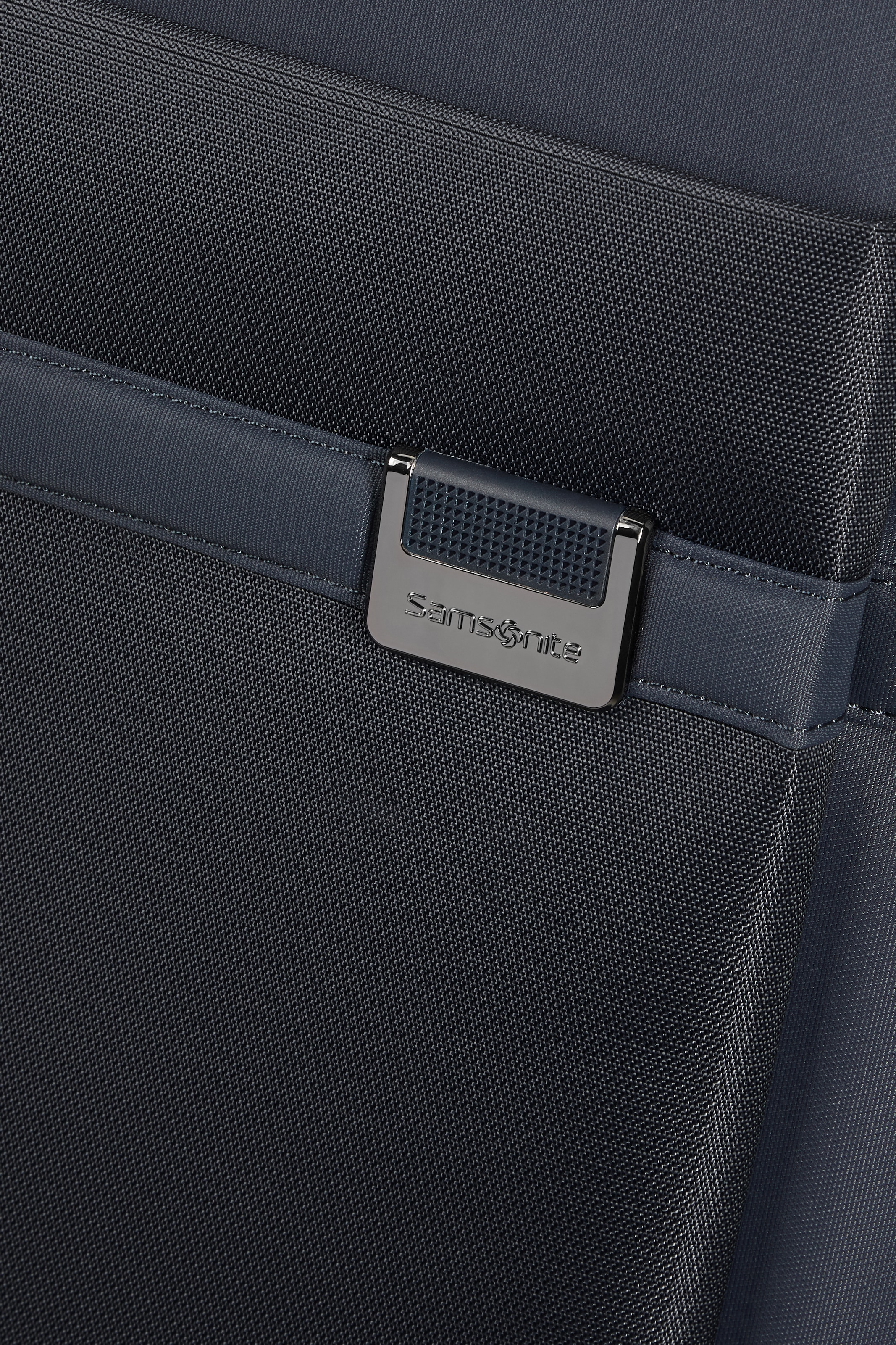Samsonite Weichgepäck-Trolley »AIREA, verschiedene Grössen und Farben«, 4 Rollen, Weichschalen-Koffer Reisekoffer mit Volumenerweiterung bei M/L