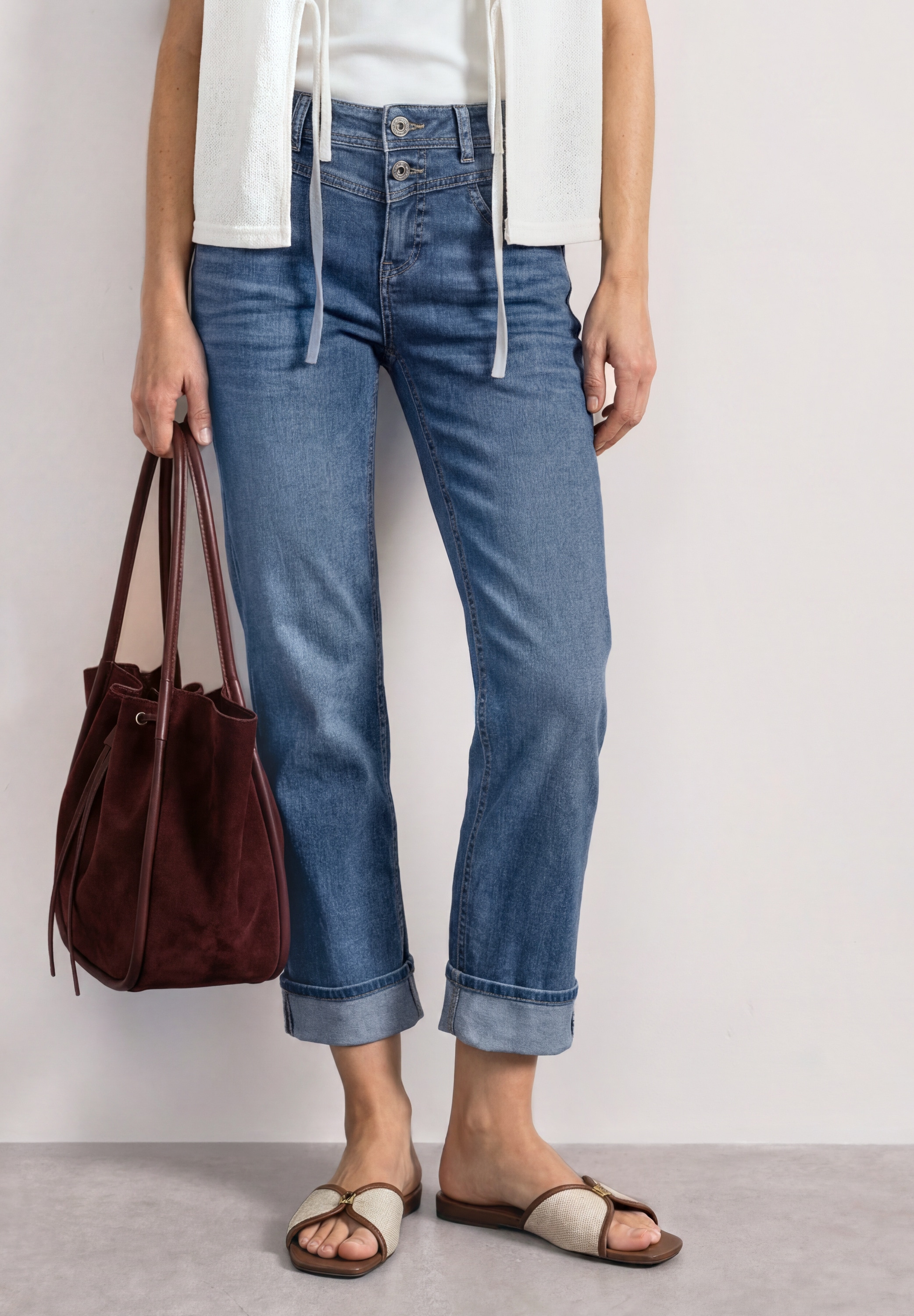 STREET ONE Jeans à 5 poches »Style Amalia« en coupe casual avec revers