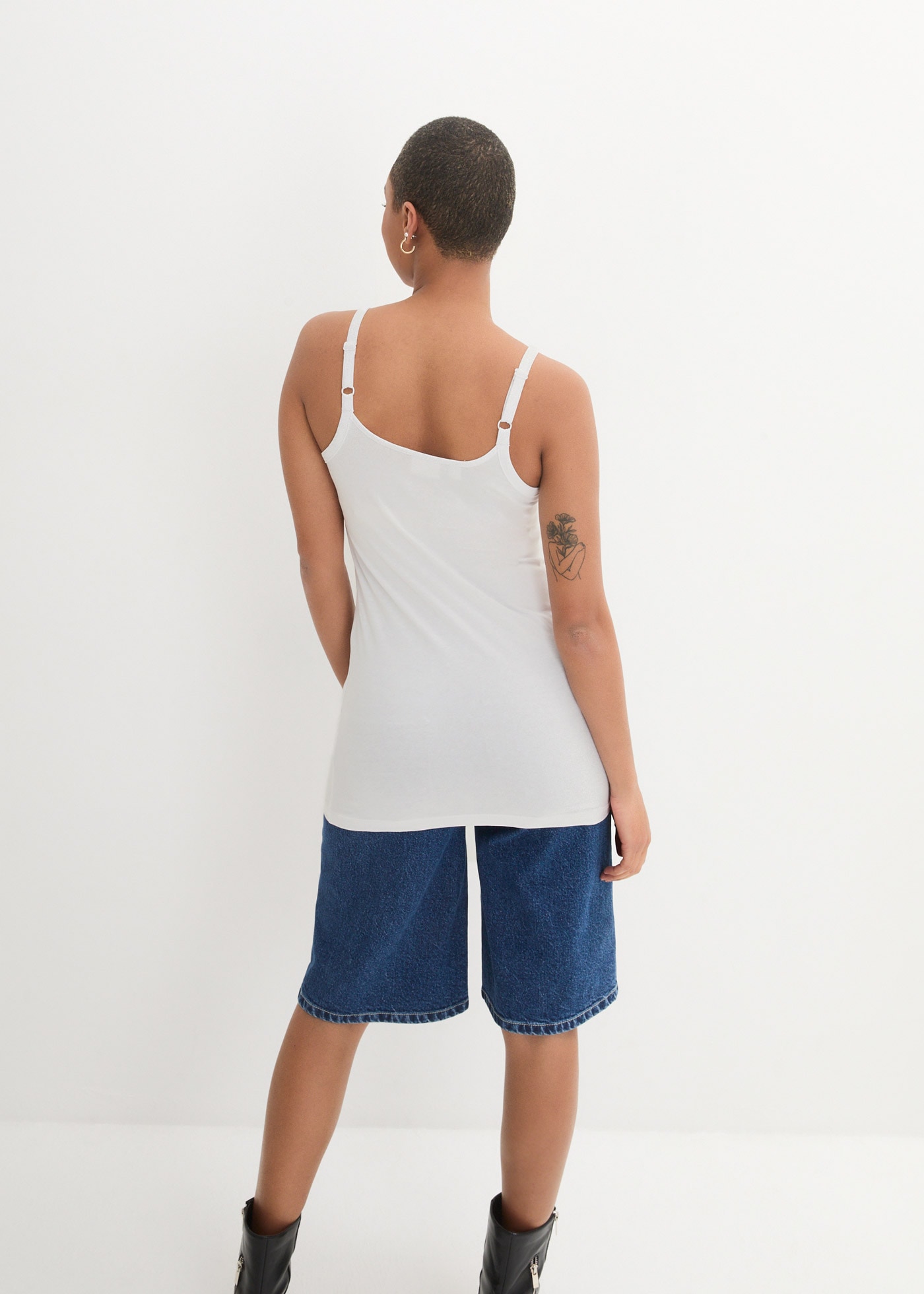 bonprix Haut de chemise Packung, 2 Slim fit, ohne Ärmel, langer Schnitt, aus Baumwolle mit Elasthan