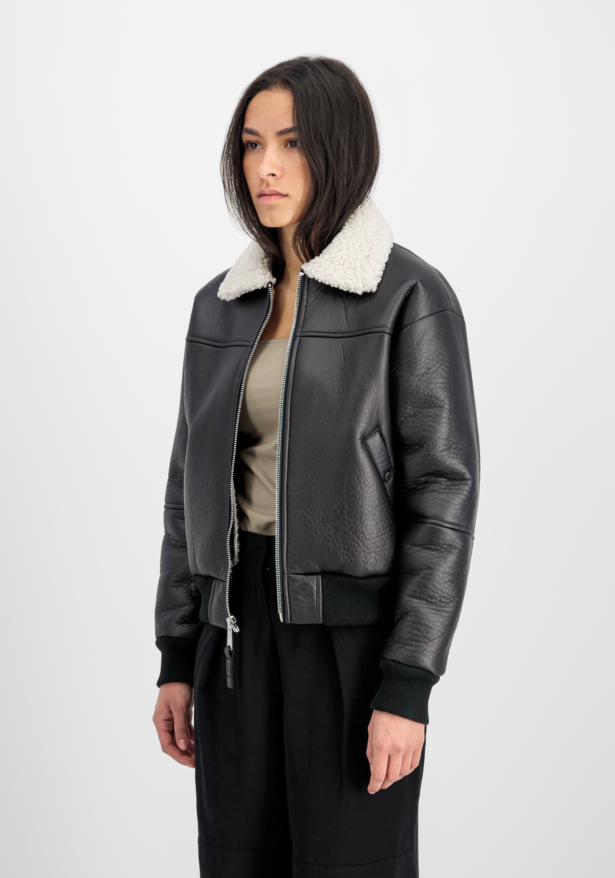 Image of Alpha Industries Bomberjacke "B-15 Modified W"