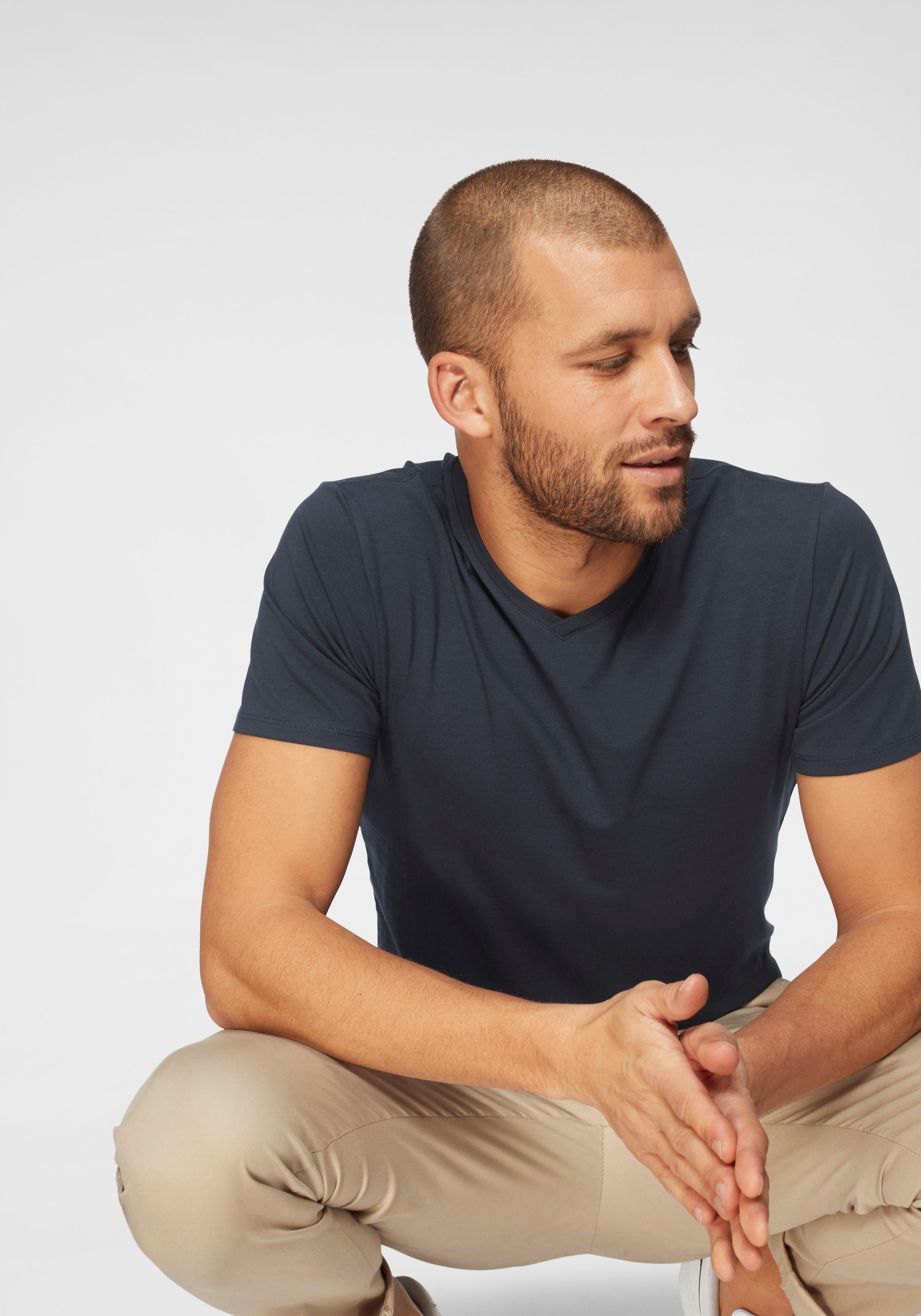 Image of SELECTED HOMME T-Shirt »SLHPIMA V-NECK TEE« bei Ackermann Versand Schweiz