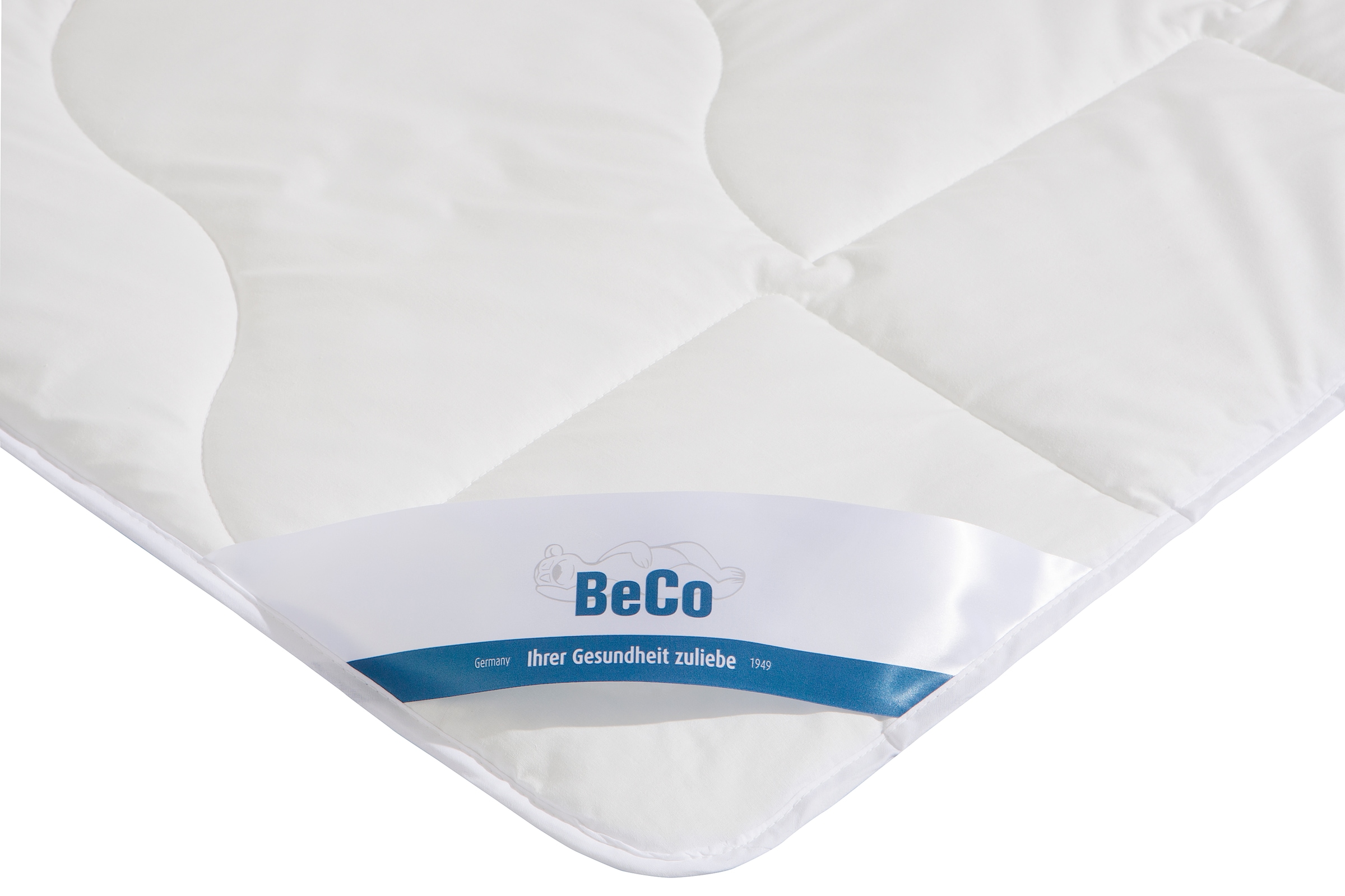 Beco Couette microfibre »BeCo Greenfirst, Bettdecke 135x200 und weitere Grössen!« leicht Füllung Klimafaser 1 cuis tlg. Bettdecke "normal" getestet von Trusted Heroes mit einer Note von 1,0!