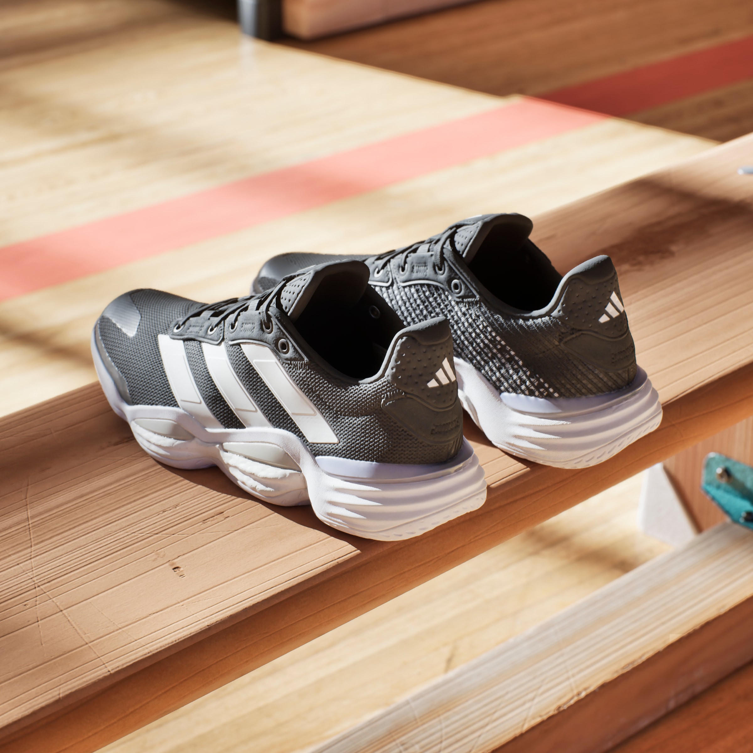 adidas Performance Handballschuh »STABIL 16 INDOOR«