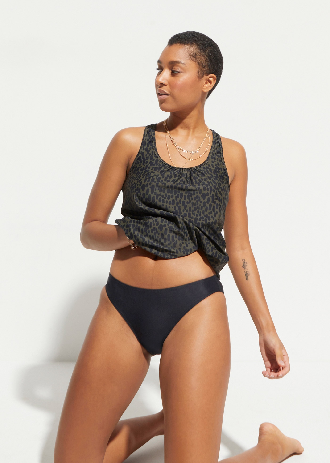 Image of bonprix Tankini "Oversize-Tankini (2-tlg.Set)" Set, 2 Stk. mit Knotendetail im Rücken, sportlicher Stil