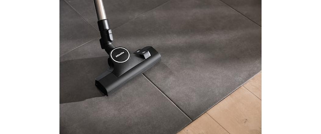 Miele Bodenstaubsauger »Guard M1 Parquet Flex«, 890 W, mit Beutel