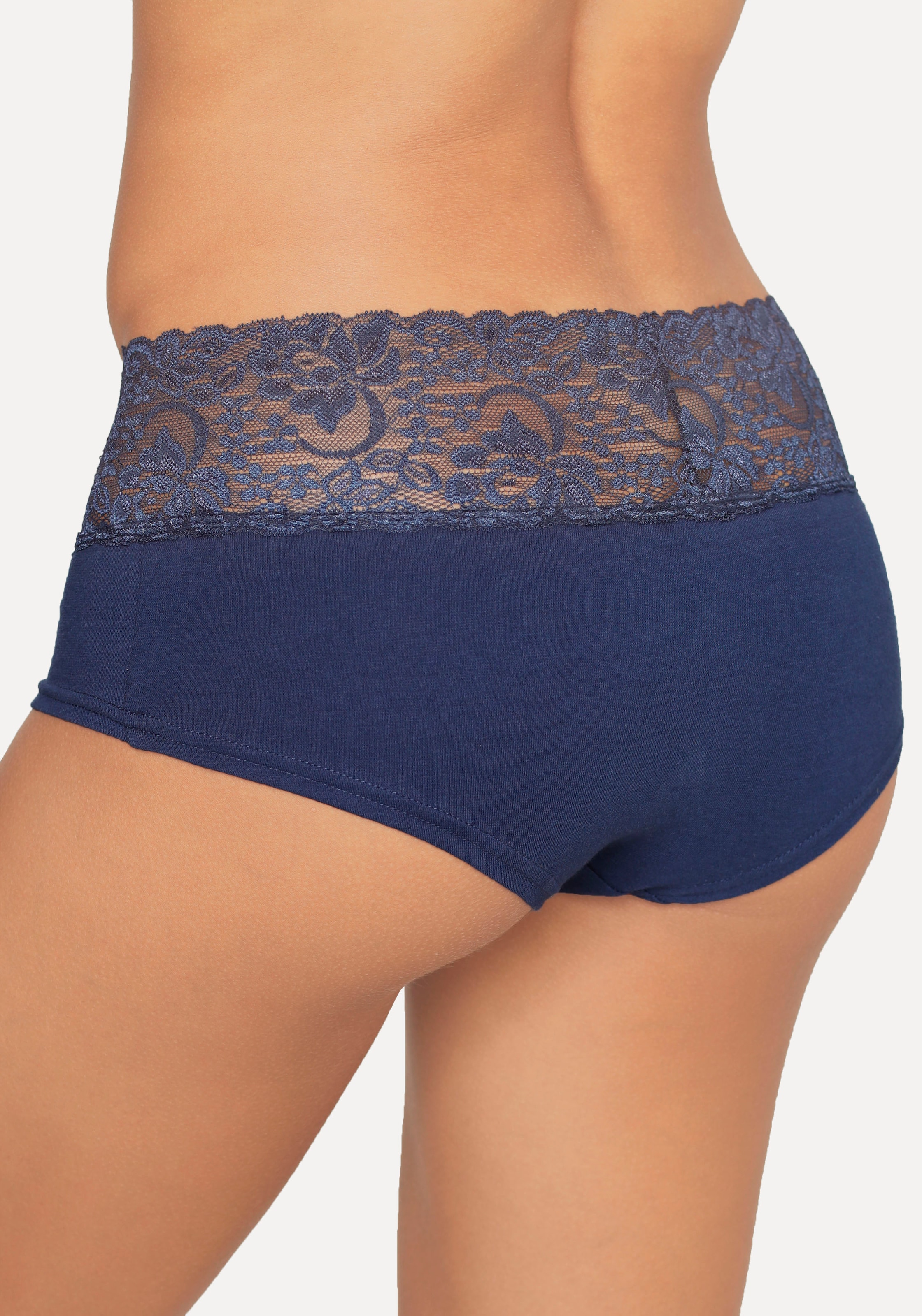 Vivance Panty, (3er-Pack), aus elastischer Baumwolle mit floraler Spitze