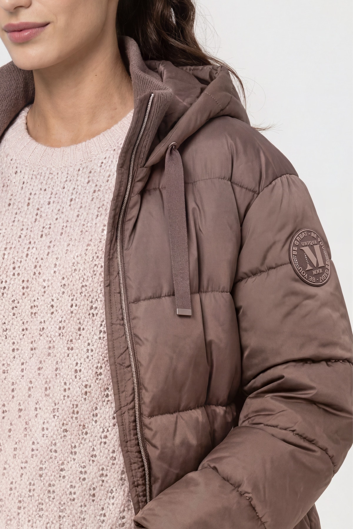 Monari Veste matelassée »Jacke Stepp« avec capuche coupe régulière avec col montant et capuche