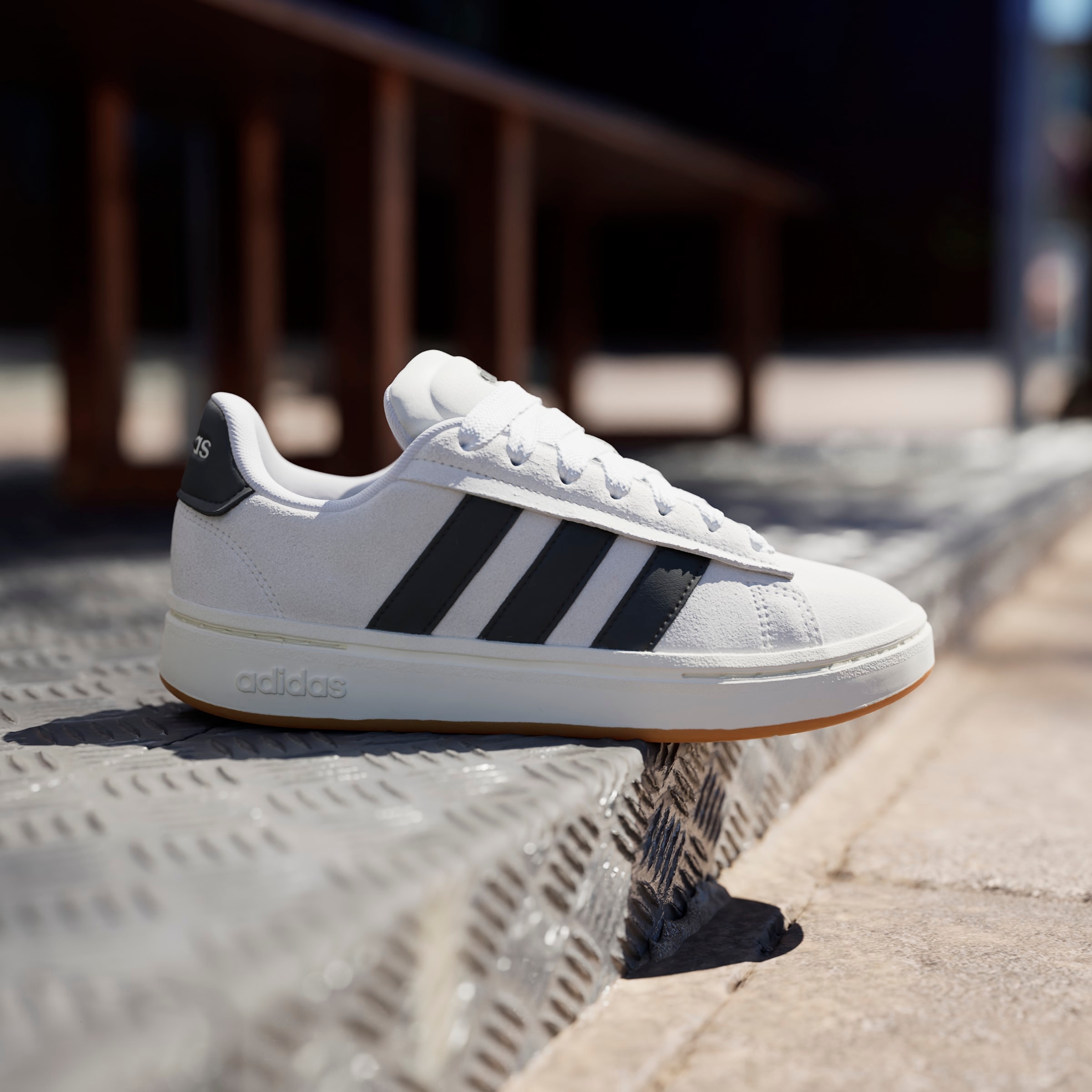 adidas Sportswear Sneakers »GRAND COURT ALPHA«  inspiré du design de l'adidas campus 00