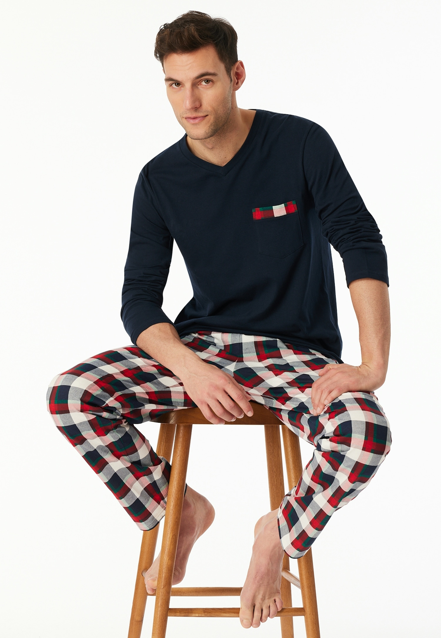 Schiesser Schlafanzug »Family« 2 tlg. V-Ausschnitt, Brusttasche, Langarm, Hose kariert