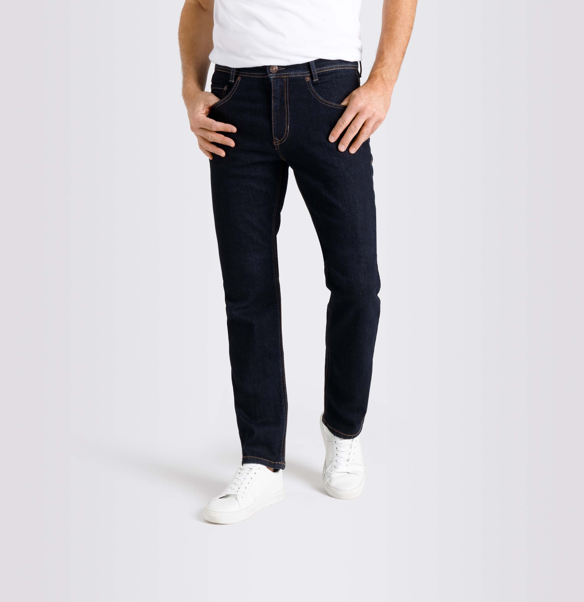 Straight-Jeans »Arne«, in gepflegter Optik, mit Stretch