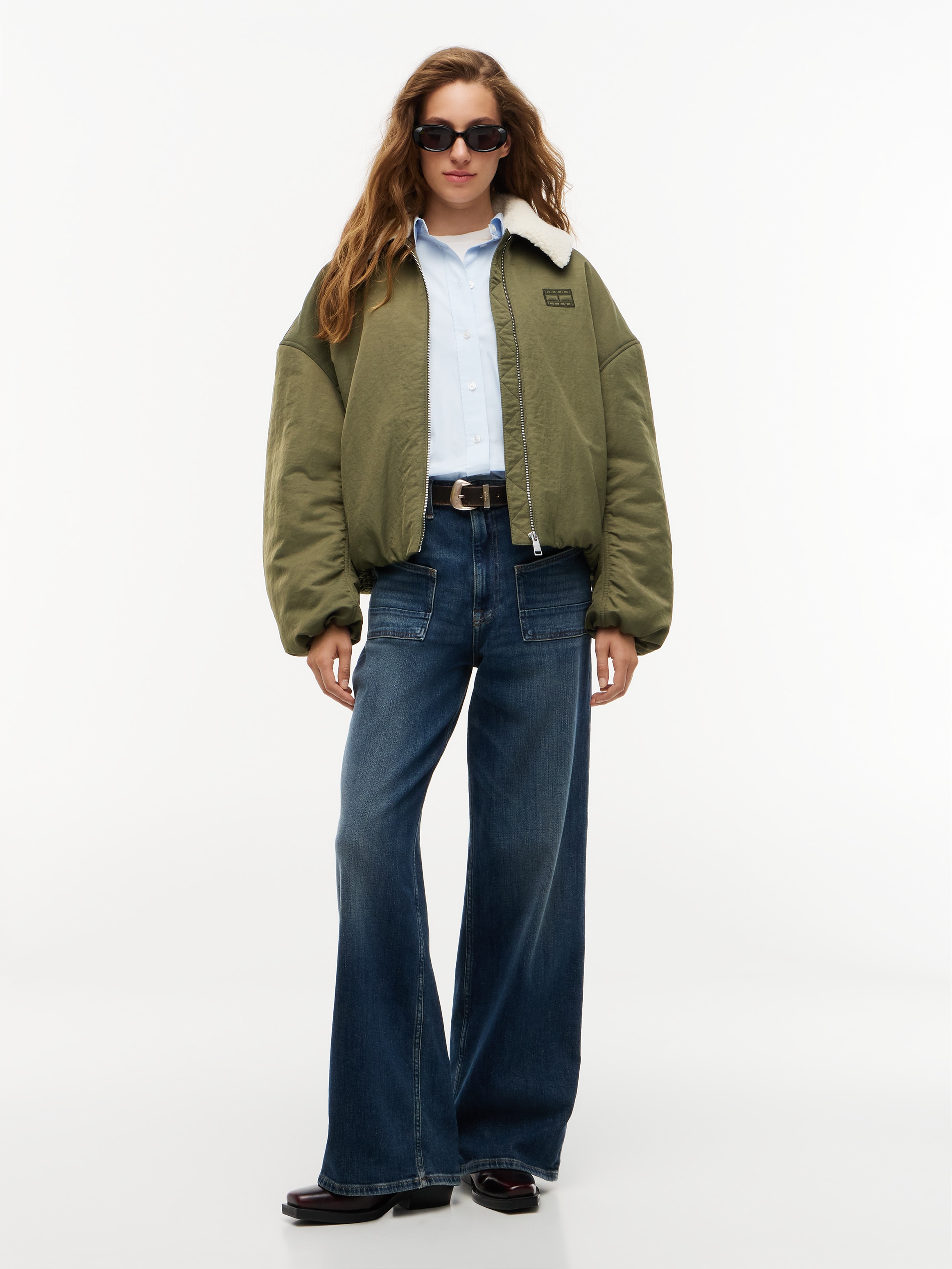 Tommy Jeans Veste bomber »TJW FUR COLLAR UTILITY BOMBER« fibre synthétique, avec fausse fourrure