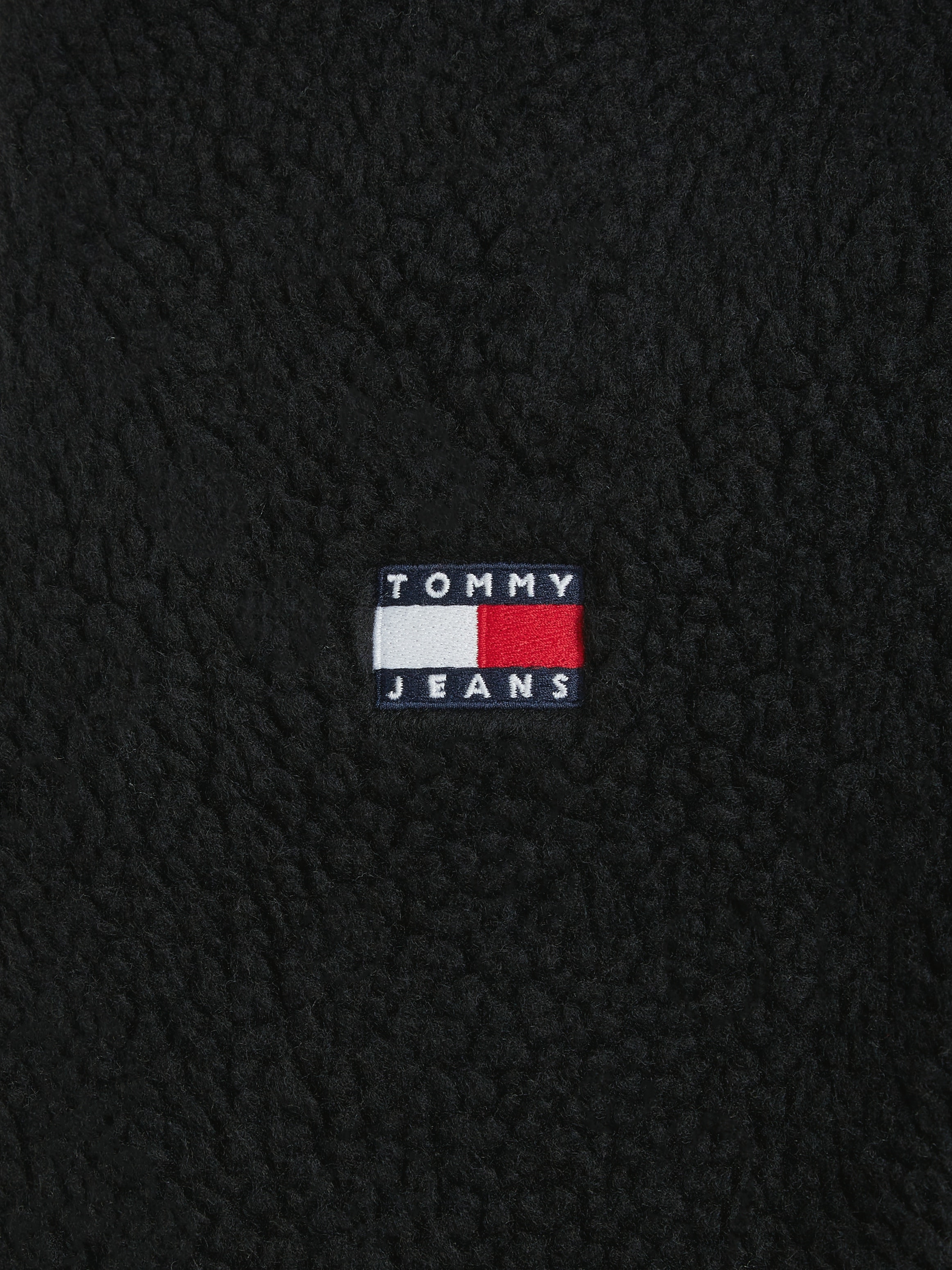 Tommy Jeans Sweatjacke »TJM REG BADGE TEDDY ZIP TRU EXT«, mit Logopatch