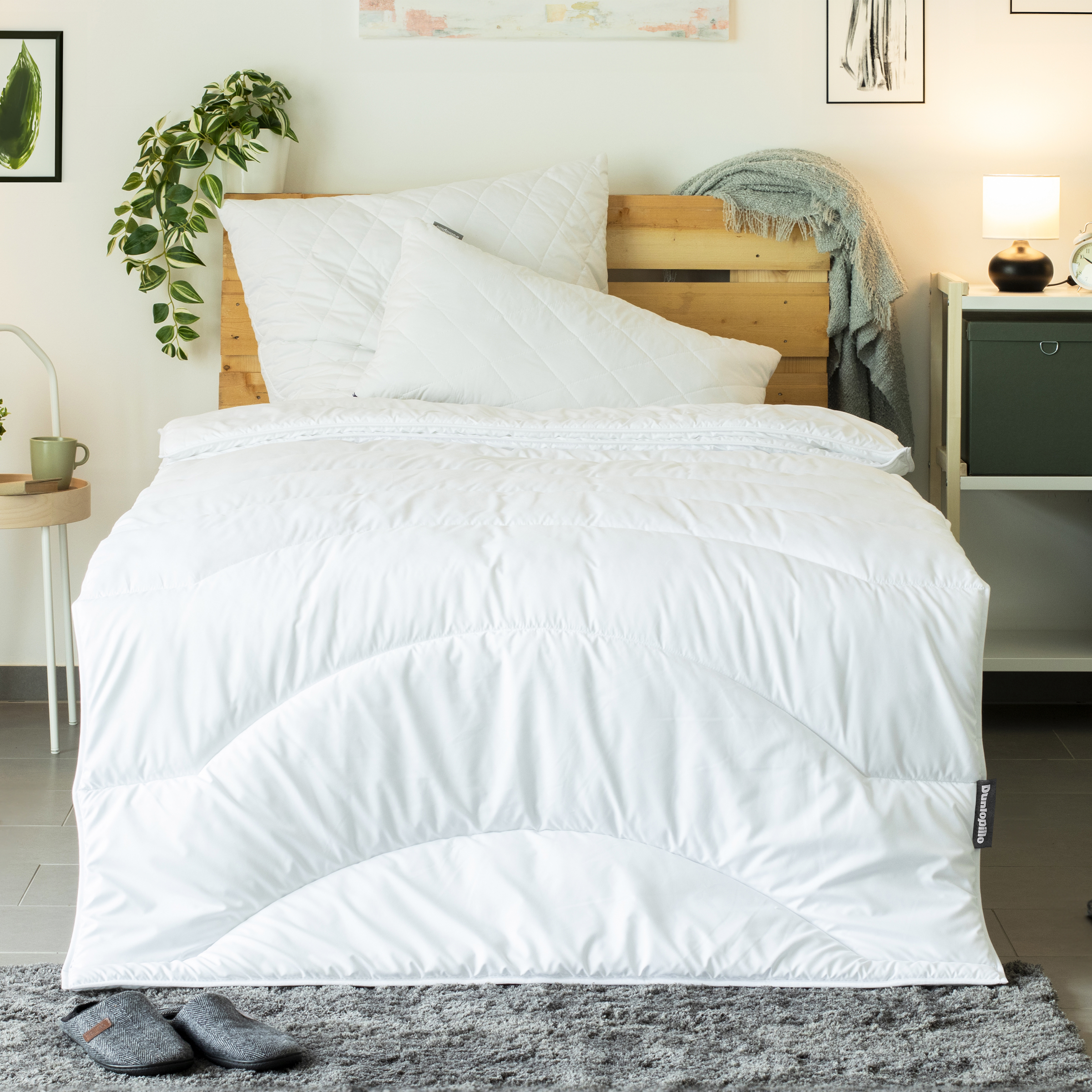 Dunlopillo Couette microfibre »Home Bettdecken Sommer und Winter« léger Füllung polyester Bezug Polyester 1 cuis tlg. Couette 135x200, 155x220 cm, régulatrice d’humidité