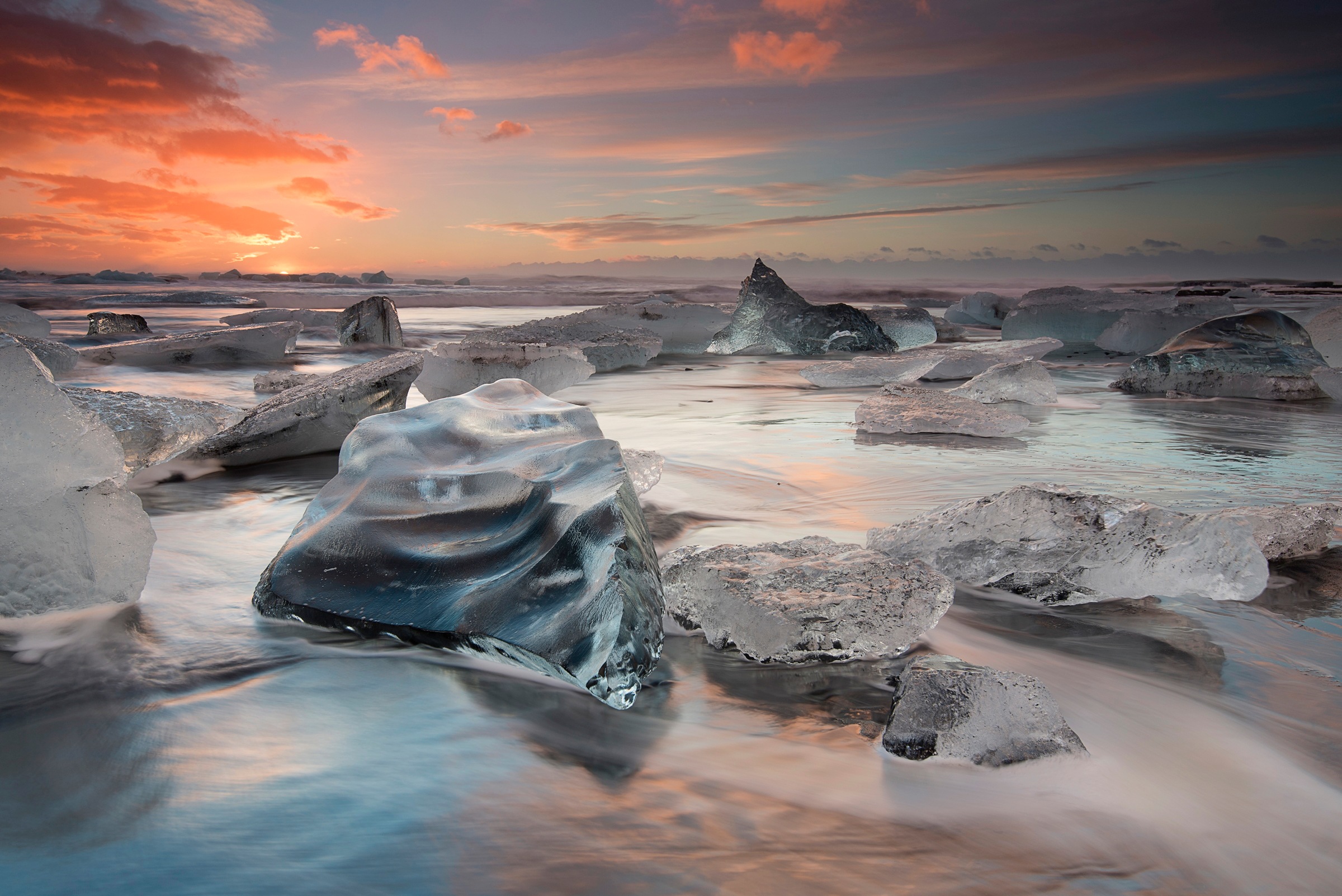 Image of Papermoon Fototapete »Photo-Art MASSIMO BARONI, GLACIAL LAGOON BEACH«, Vliestapete, hochwertiger Digitaldruck, inklusive Kleister bei Ackermann Versand Schweiz