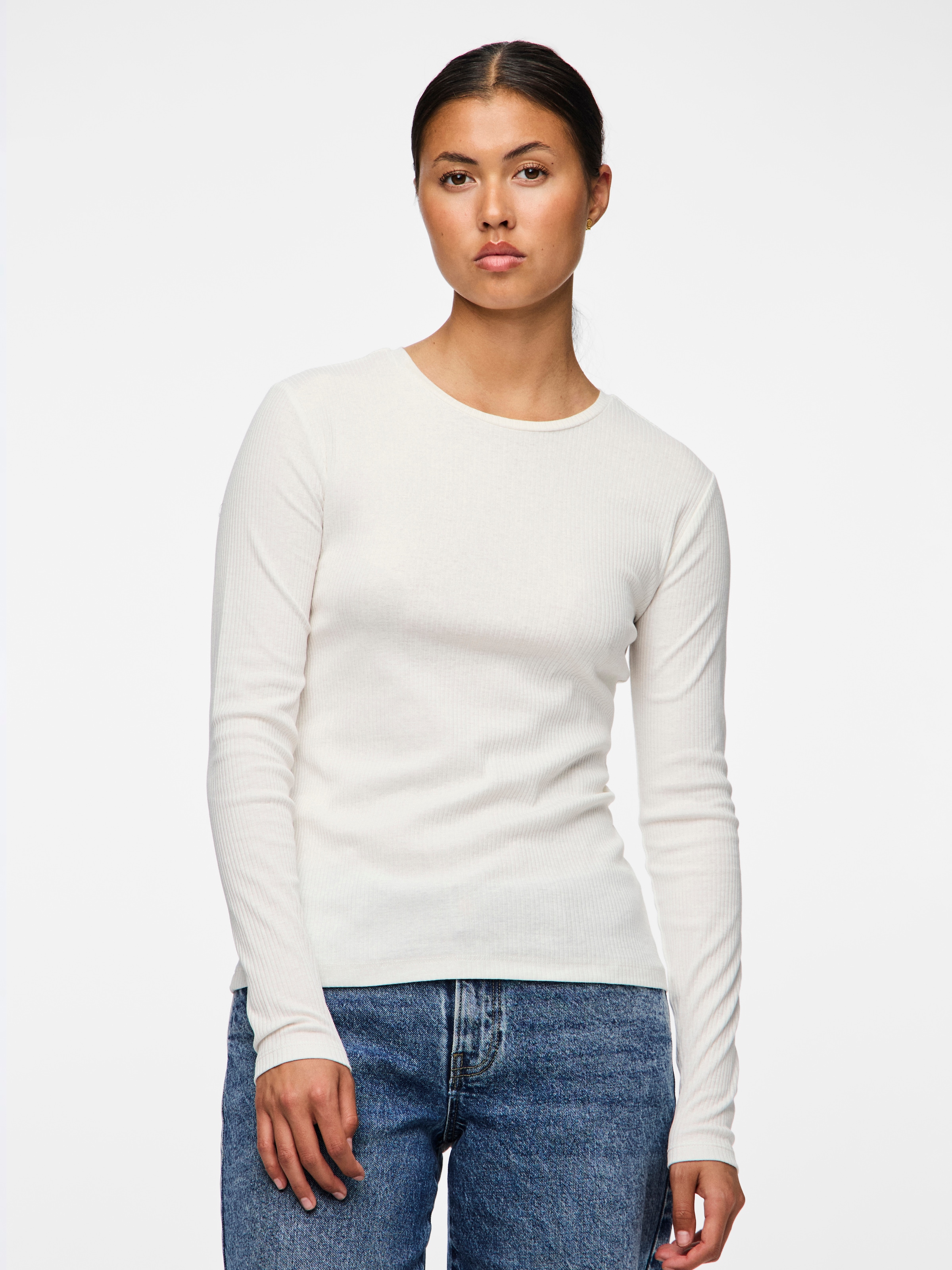 pieces T-shirt à manches longues »PCRUKA LS TOP NOOS BC« Mélange de coton, coupe slim