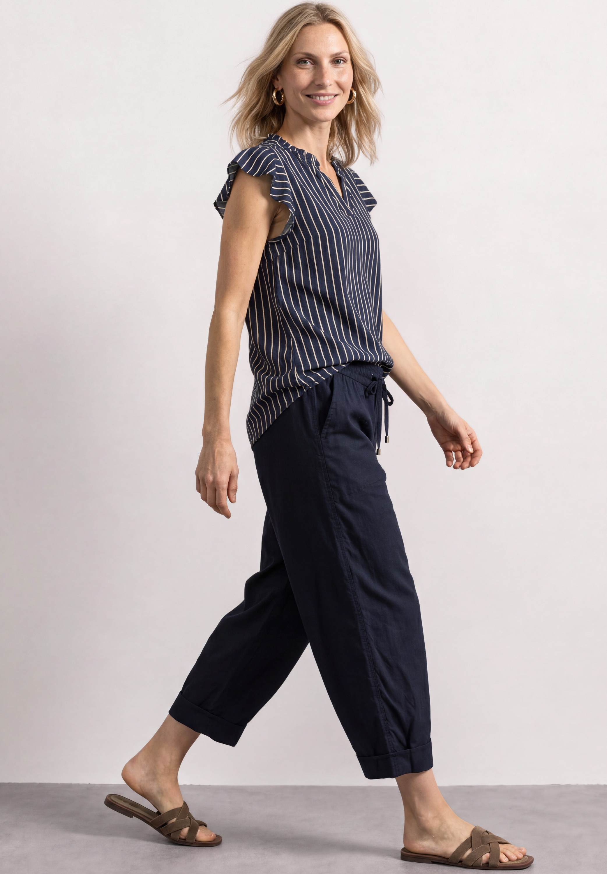 STREET ONE Blouse à manches courtes blouse d'été avec motif graphique et manches à volants