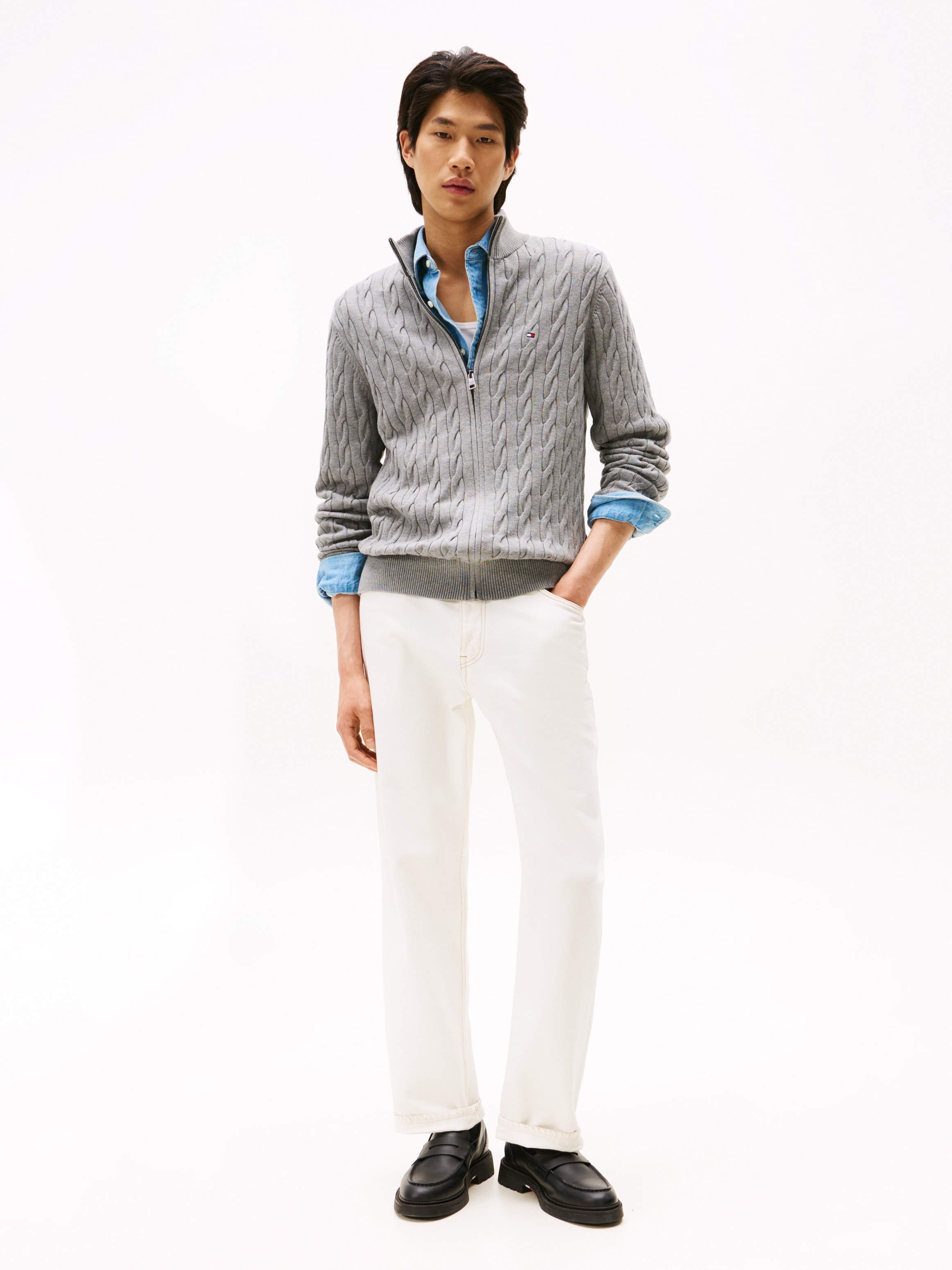 Tommy Hilfiger Strickjacke »CLASSIC COTTON CABLE ZIP THROUGH«, mit Rippstrickstehkragen, mit Zopfstrickmuster