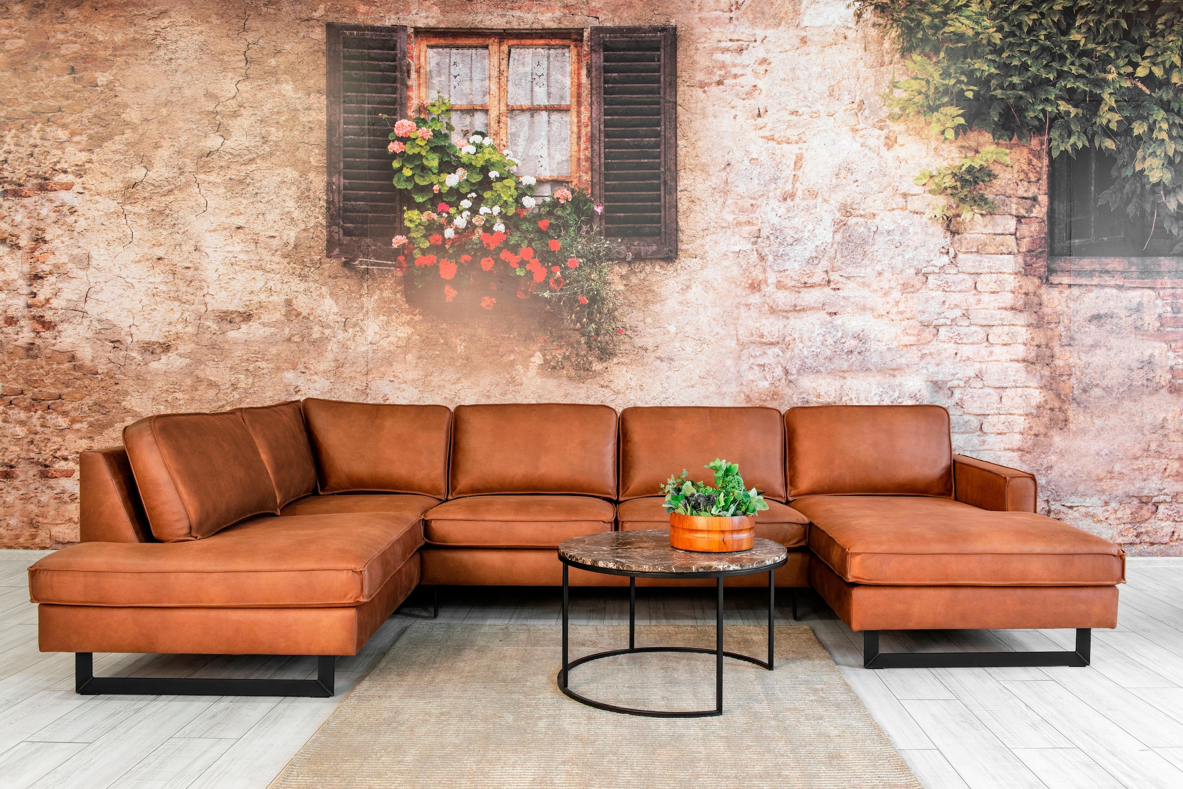 Places of Style Wohnlandschaft »Pinto, 350 cm, U-Form, XXL, mit Ottomanen«, Cord, Chenille, Lederoptik, mit Keder, Metallfüsse, Wellenunterfederung