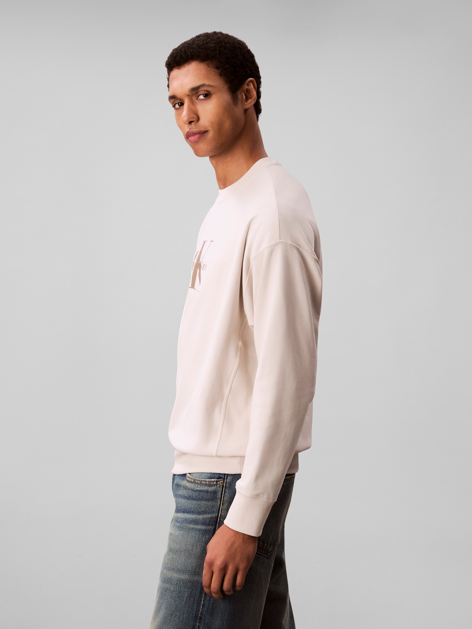 Calvin Klein Jeans Sweatshirt »LS EU 350TERRY MONOLOGO CN SWTSH«, Rundhalsausschnitt, regular fit