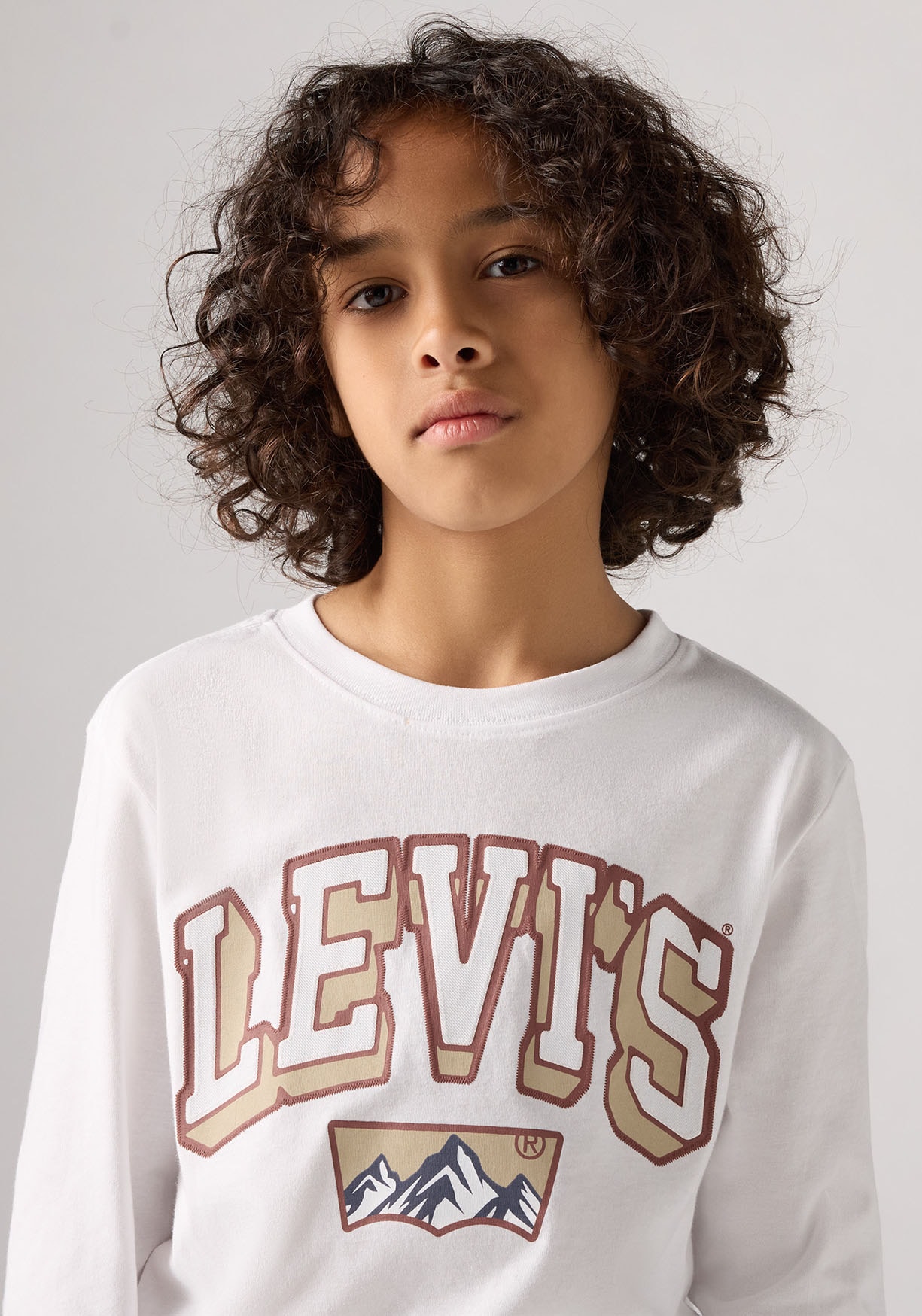 Levi's® Kids Langarmshirt »LVB ACADEMIC ADVENTURER LS TEE«, mit grossem Logoprint, aus Baumwolle - for Boys