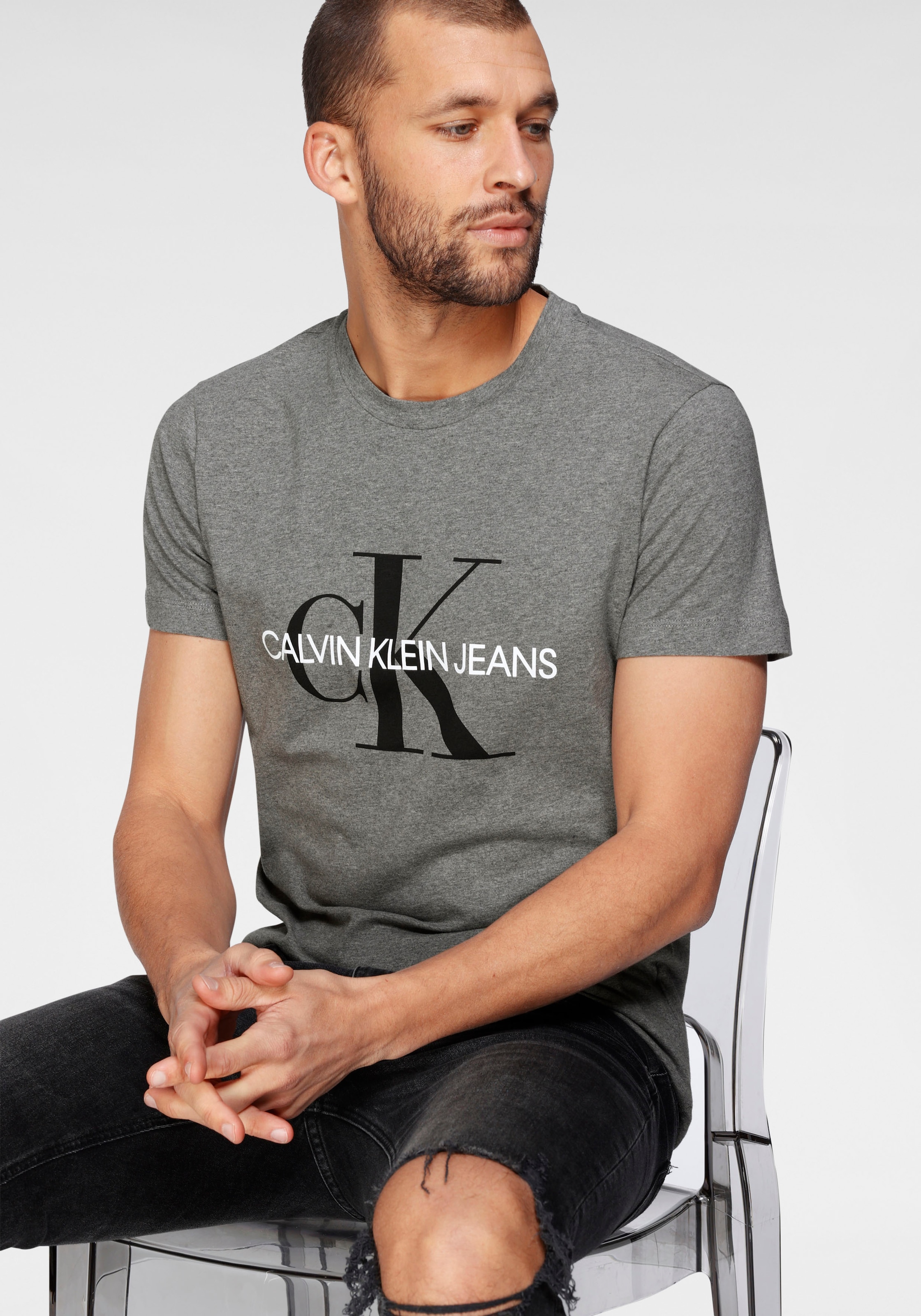 Calvin Klein Jeans T-Shirt »ICONIC MONOGRAM SLIM TEE«, mit grossem CK-Print