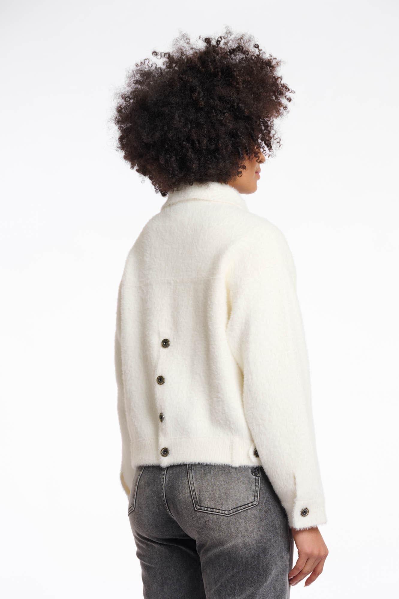 Rino & Pelle Cardigan »BUBBLY« avec aspect pelucheux, manches longues, col rond, sans capuche, en mélange de matières