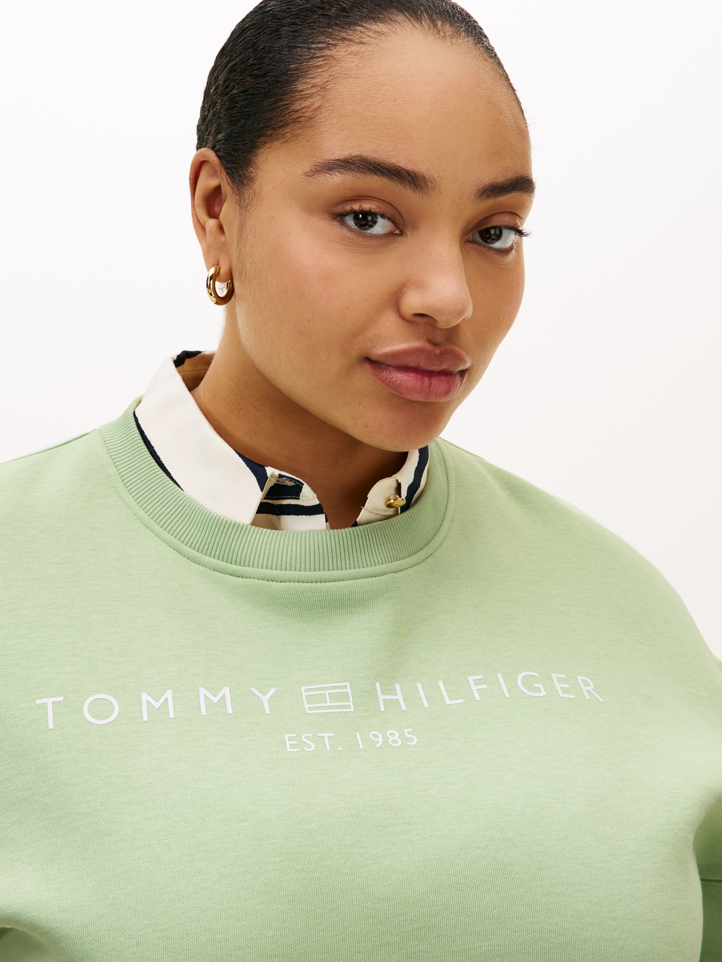 Tommy Hilfiger Curve Sweatshirt »CRV CORP LOGO MDRN SWTSRT«, in grossen Grössen
