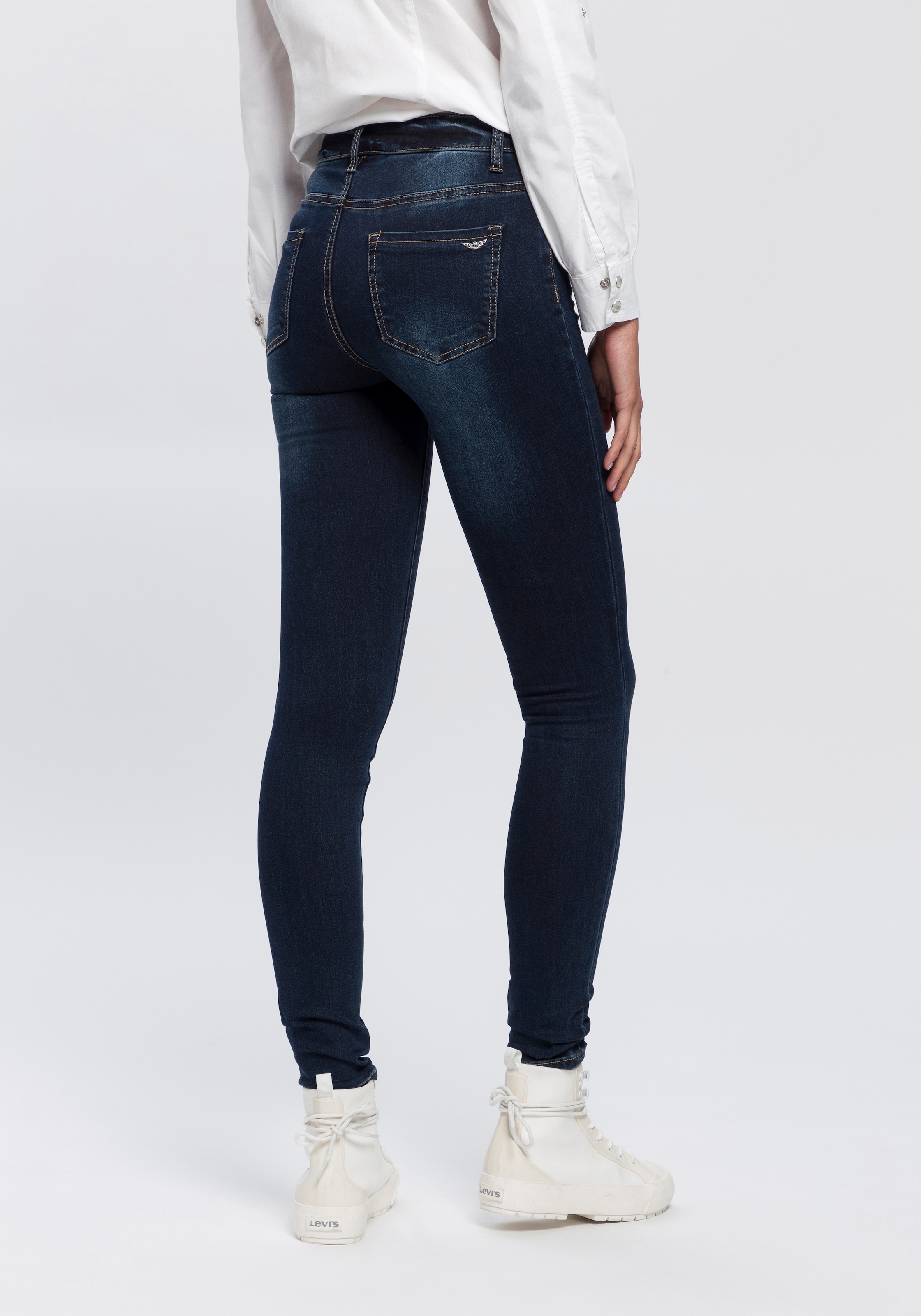 ♕ Arizona Skinny-fit-Jeans »Ultra bestellen Waist versandkostenfrei Bund Low Stretch-Einsätzen am Stretch«, mit seitlichen