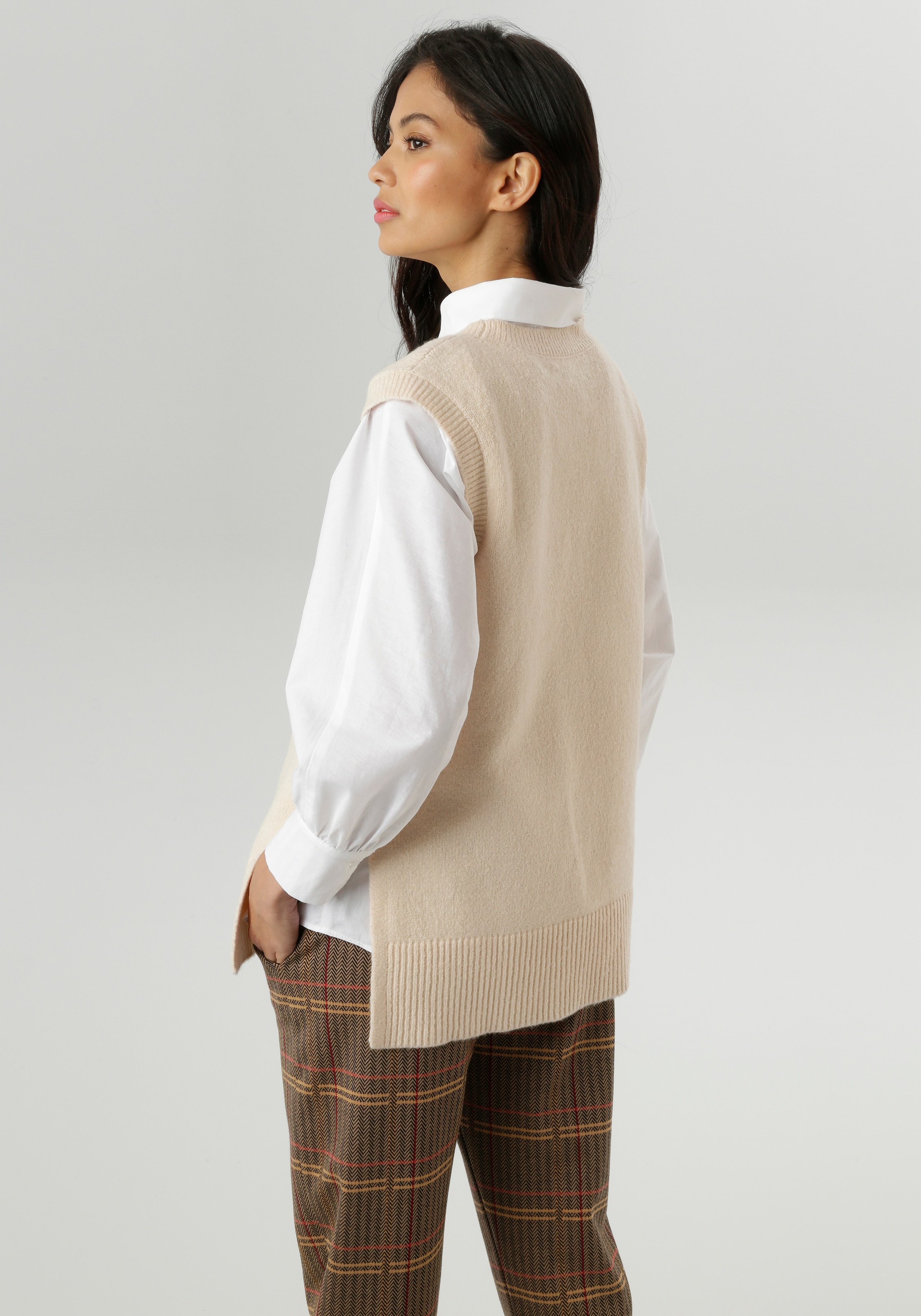 Aniston SELECTED Pull-over im lässig angesagten Style