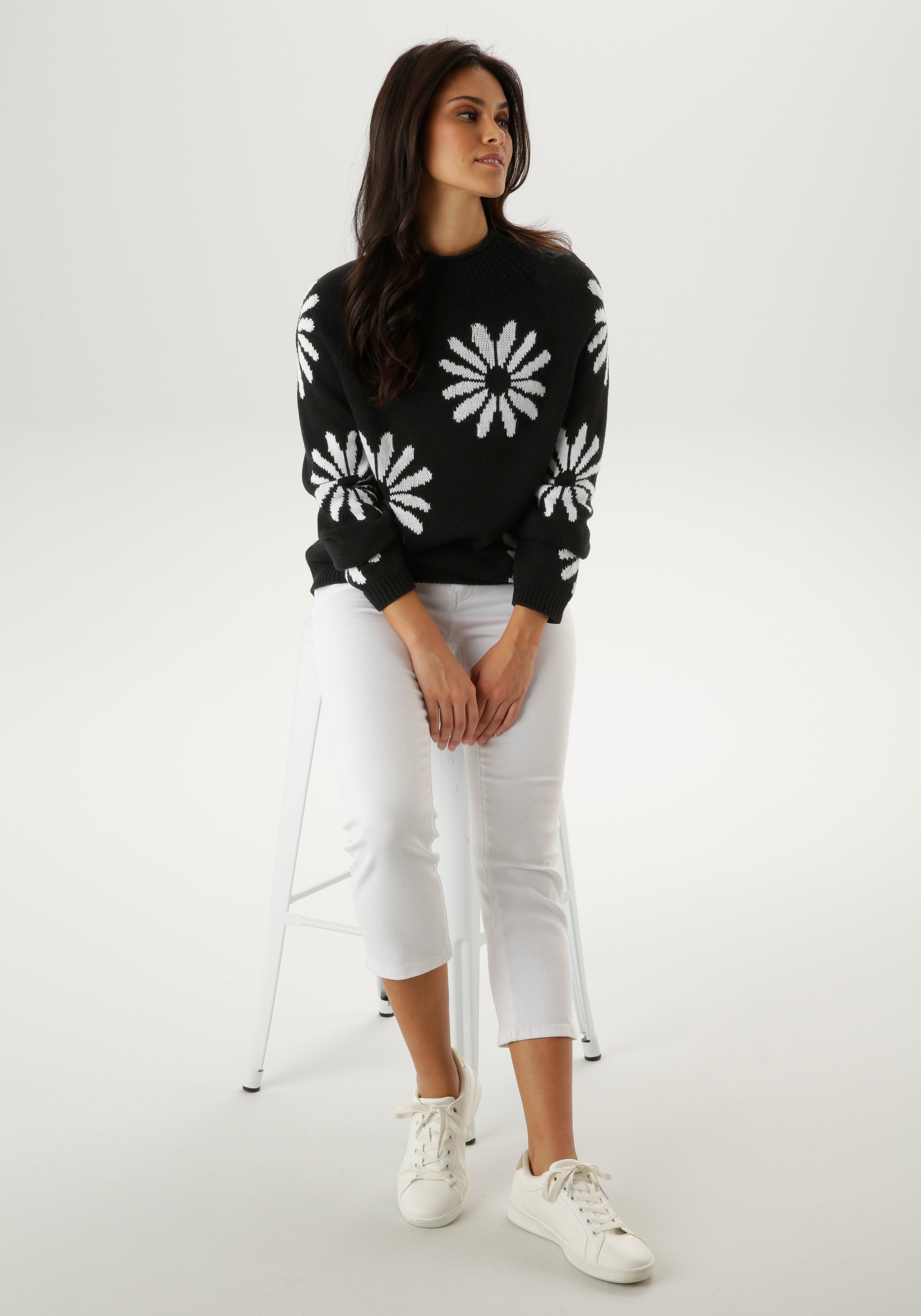 Aniston SELECTED Pull en tricot mit grossen, fantasievollen Blüten - NEUE KOLLEKTION