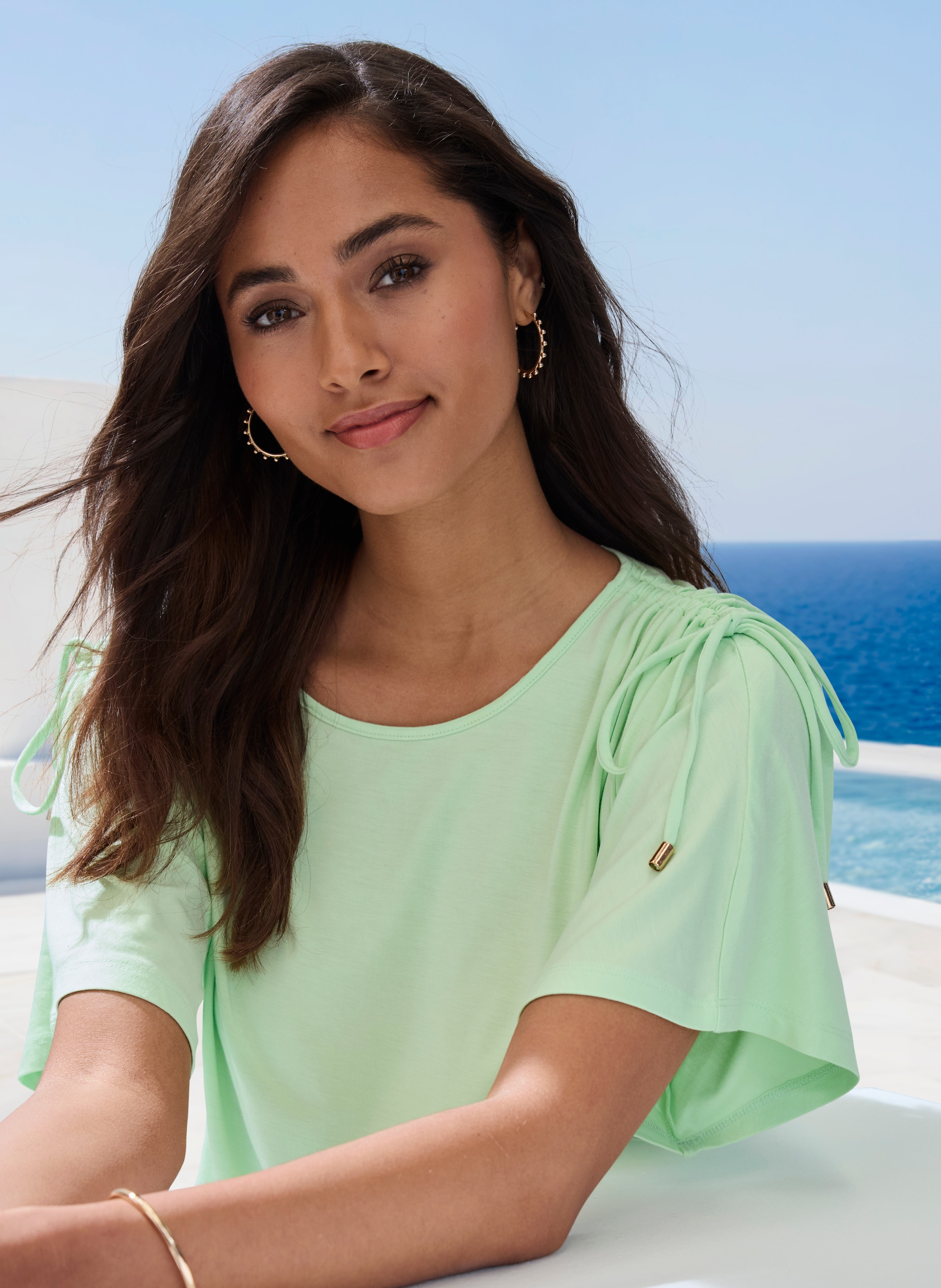 LASCANA Shirt à col rond »mit variabler Ärmellänge« aus weichem Viskose-Stretch