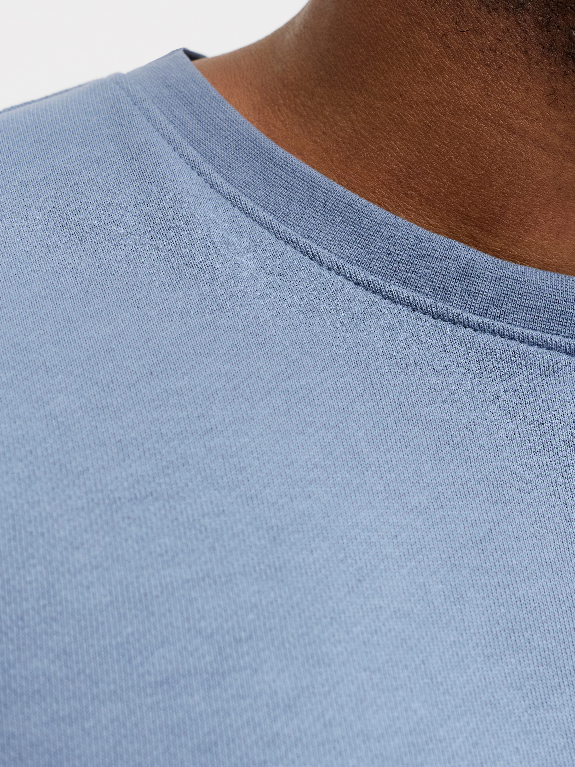 Jack & Jones PlusSize Sweat-shirt »JJEARCHIVE GRAPHIC SWEAT CN NOOS PLS«, mélange coton, coupe décontractée
