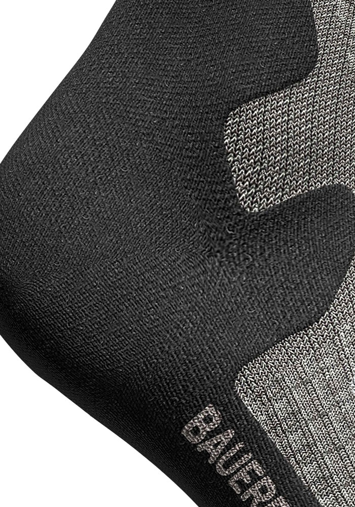 Bauerfeind Sportsocken »Outdoor Merino Compression Socks, Women« mit hohem Anteil an Merinowolle
