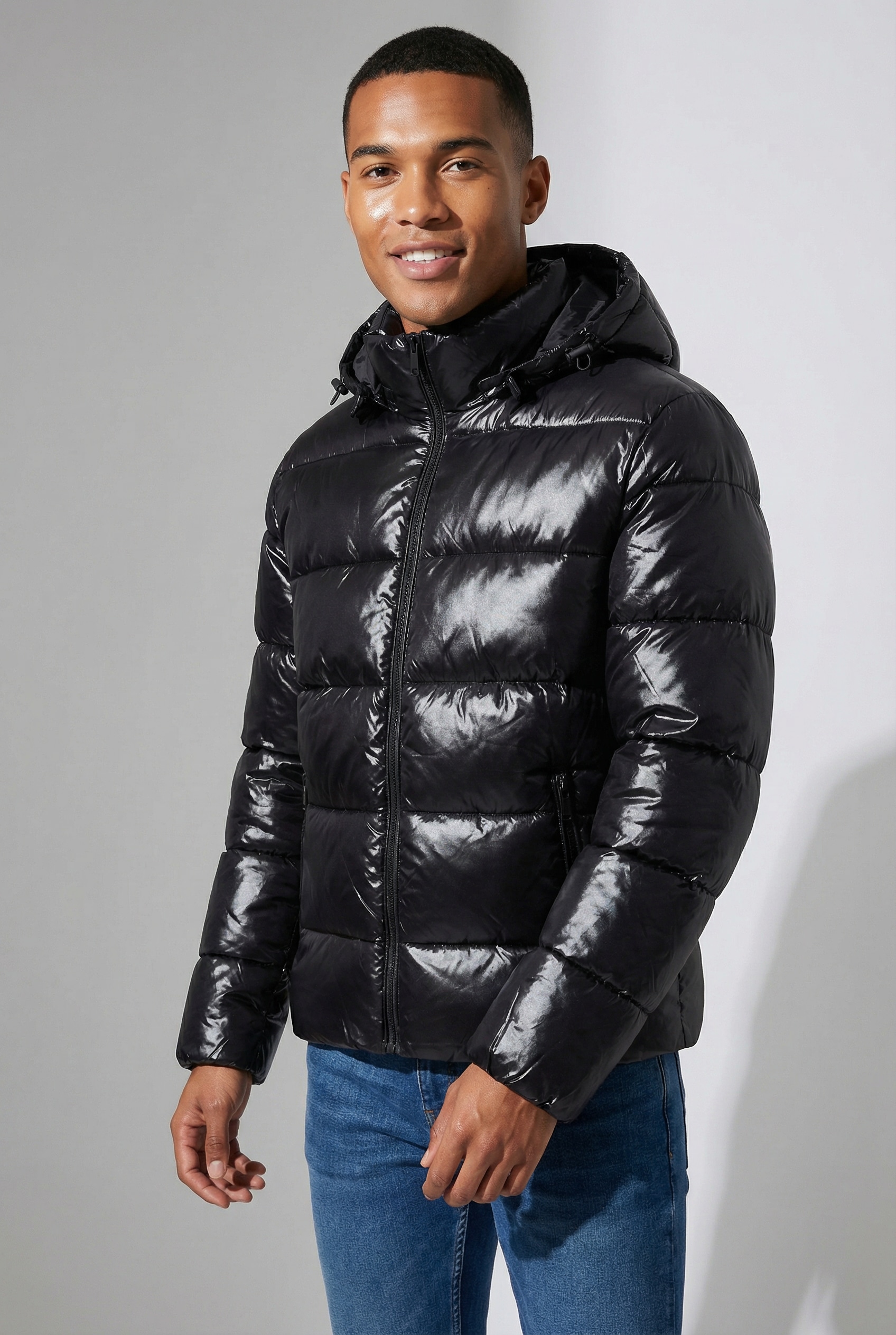 Image of Calvin Klein Steppjacke mit Kapuze Kapuze, Regular Fit, glänzendes Material