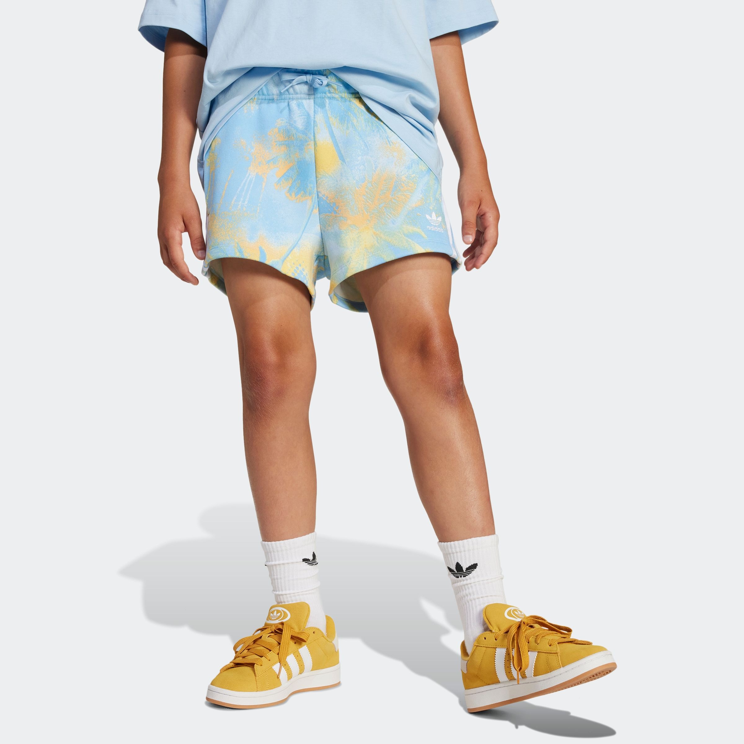 Image of adidas Originals Shorts "KIDS" sportlicher Stil mit 80s-Vibes, 3-Streifen an den Seiten