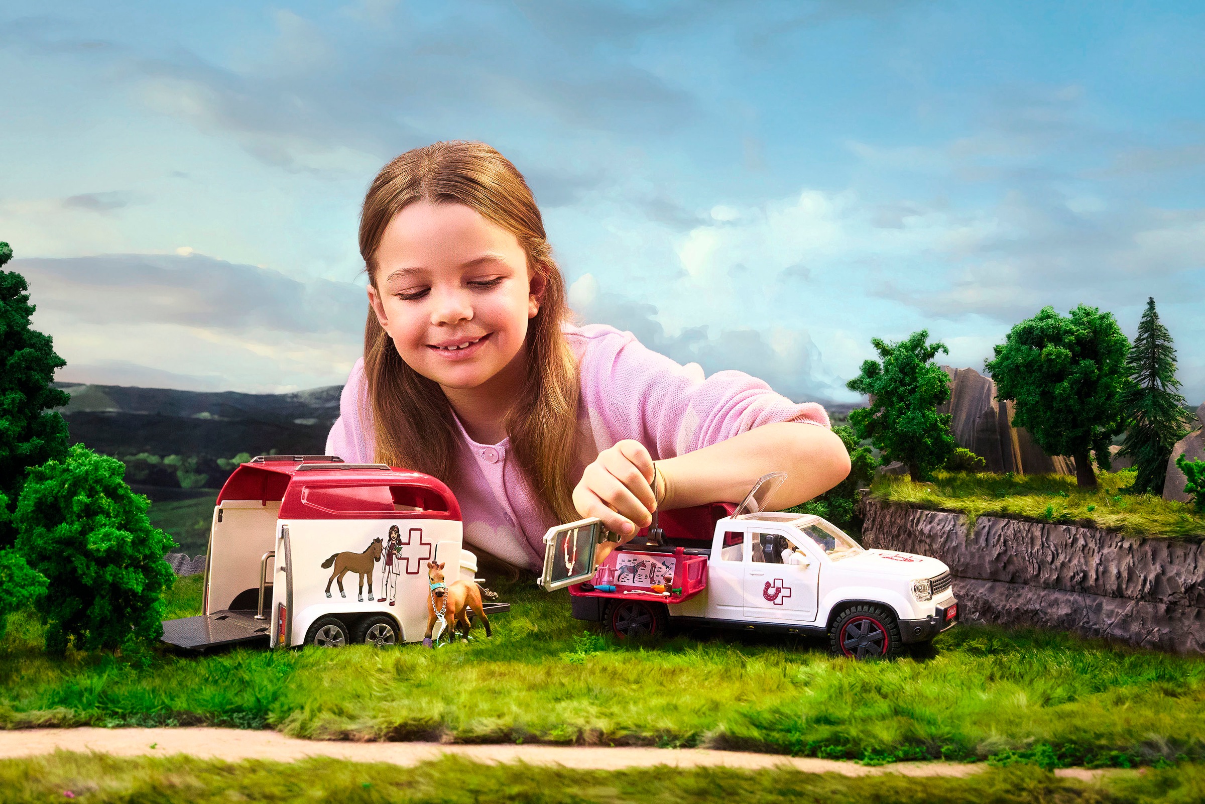 Schleich® Voiture-jouet »HORSE CLUB, Mobile Tierärztin mit Anhänger (42704)« Made in Europe