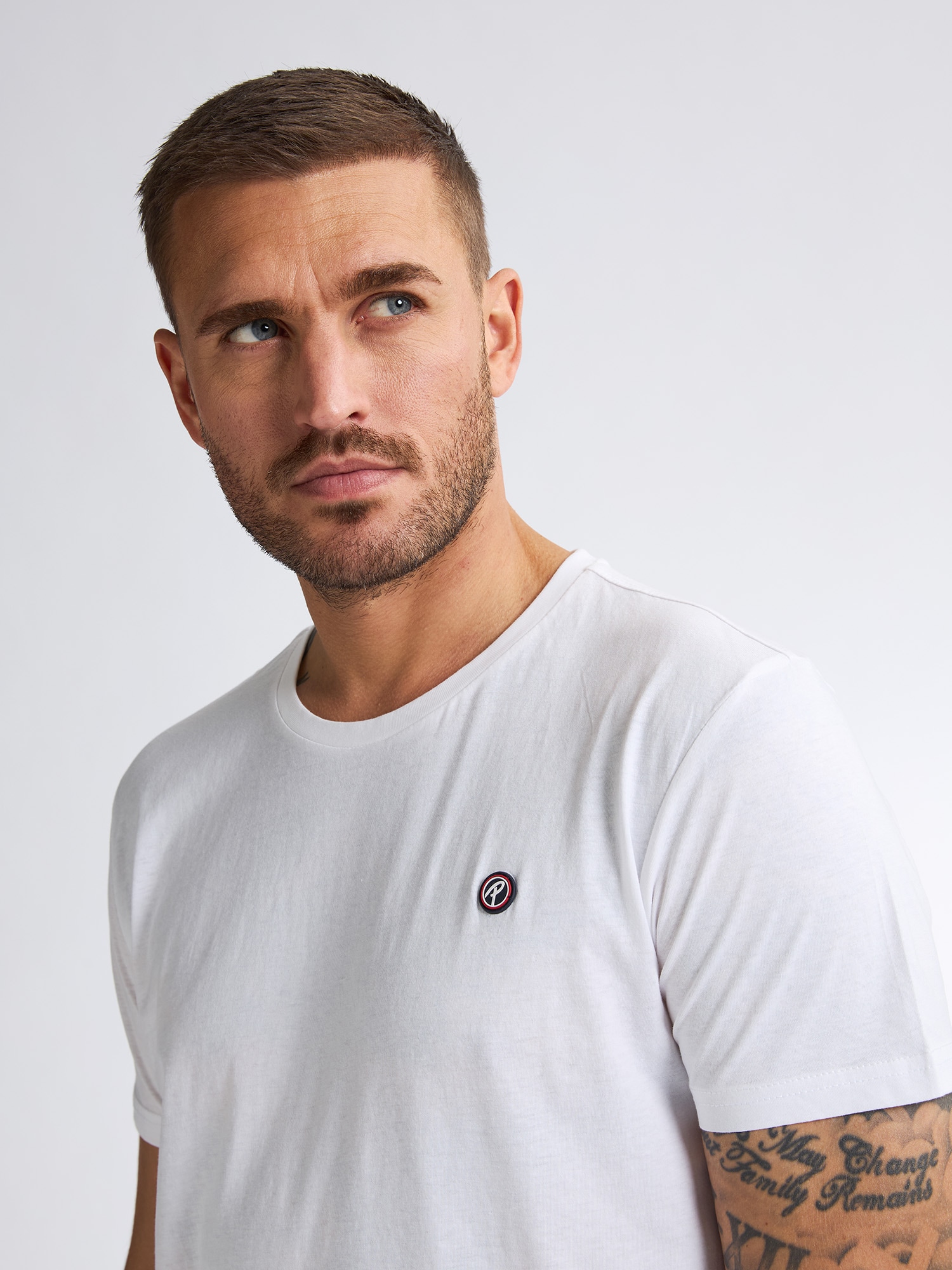 Petrol Industries Rundhalsshirt, mit Logo Stickerei