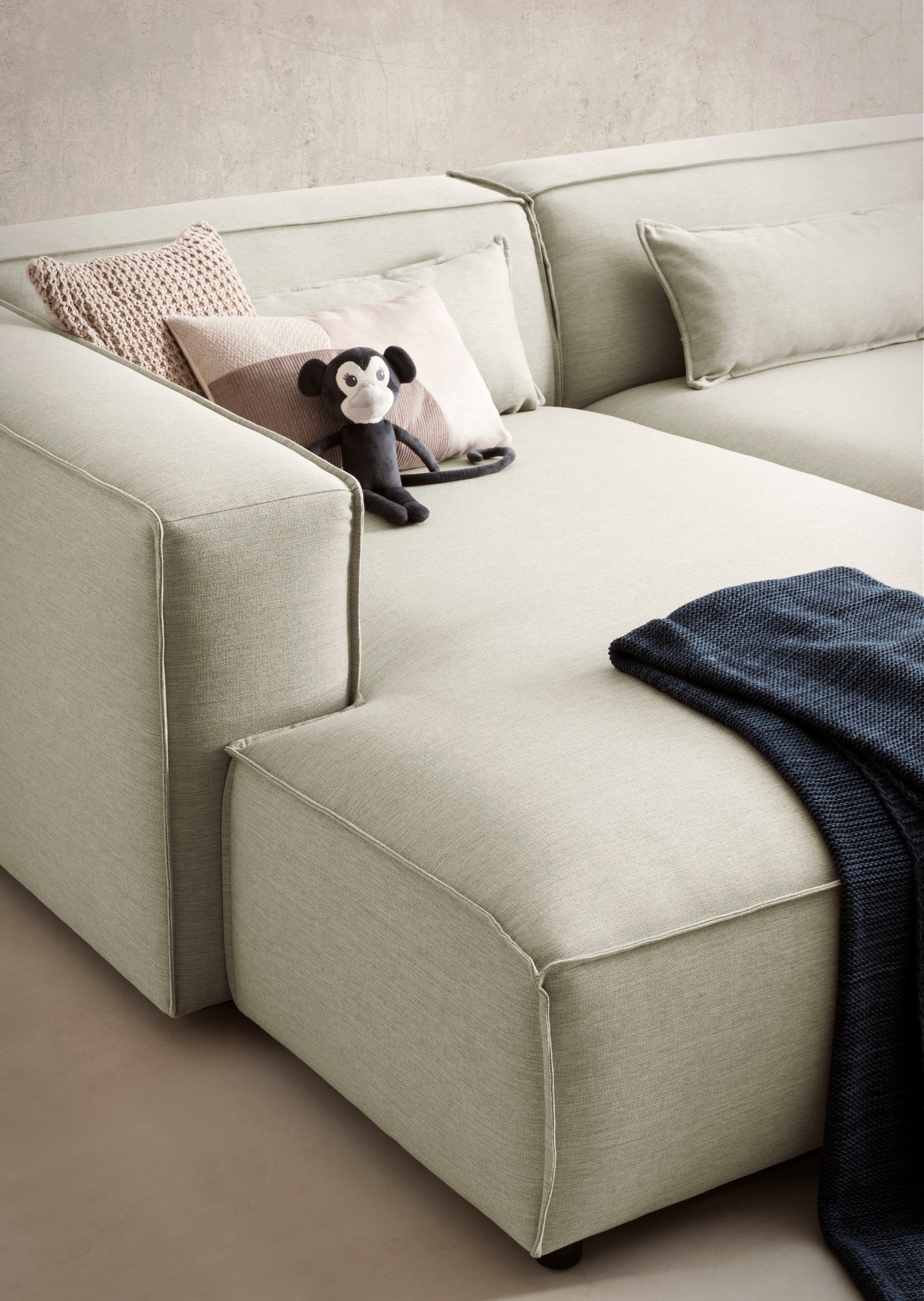 LeGer Home by Lena Gercke Ecksofa »PIARA XXL, Big-Sofa in Cord oder Leinenoptik, L-Form, mit Kedernaht«, wahlweise Ottomane rechts/links, schwarze Füsse, extra tiefe Sitzfläche