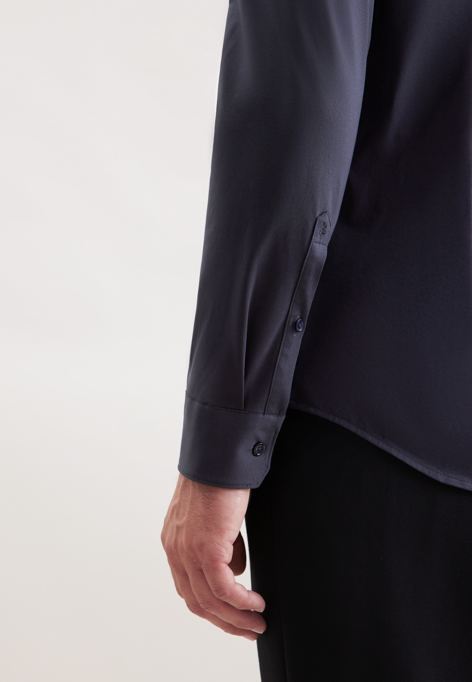 seidensticker Chemise d'affaires »Schwarze Rose« Slim 1/1 Kentkragen Uni