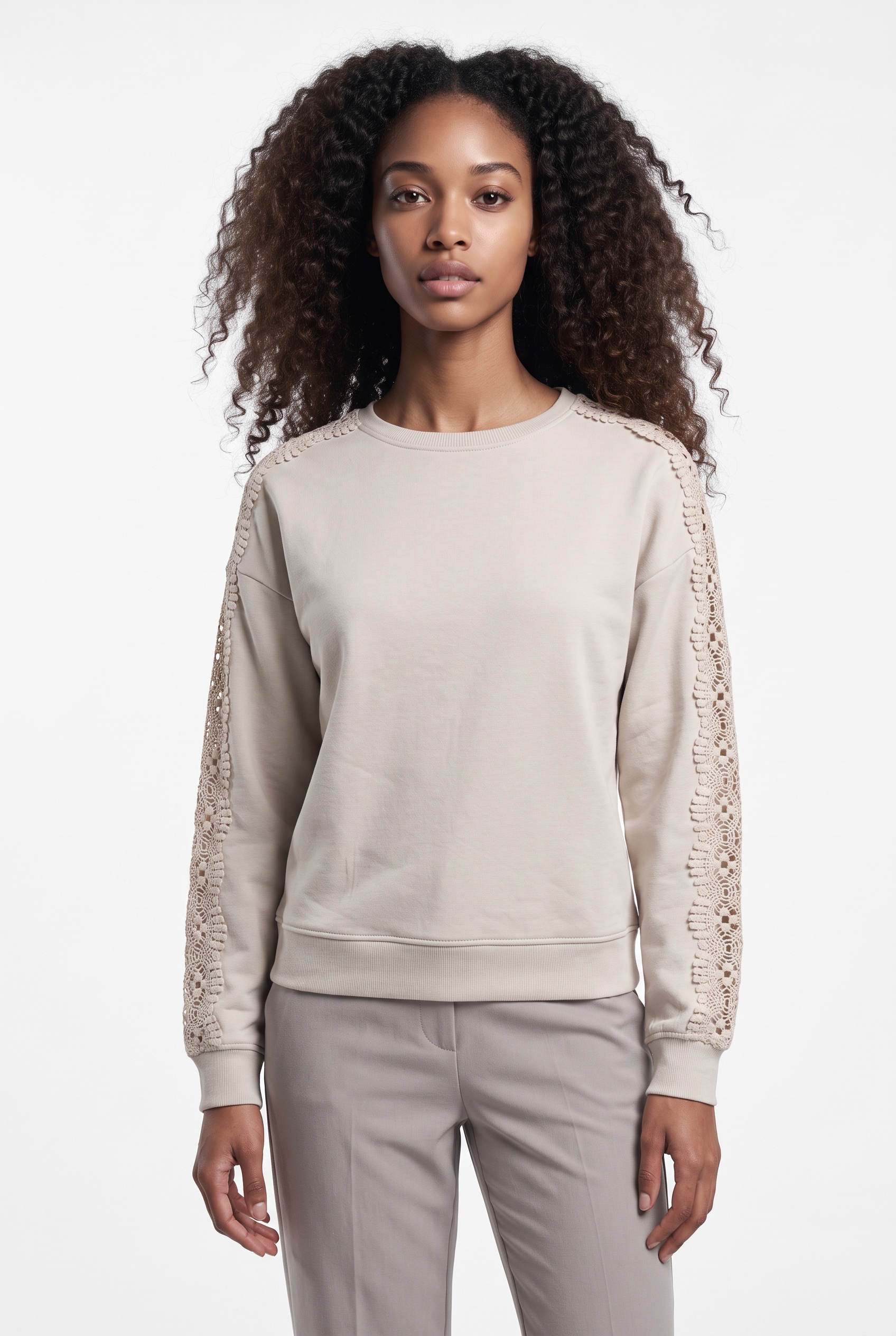 Image of ONLY Sweatshirt "ONLSTILLA L/S O-NECK LACE DETAIL CS SWT", Baumwollmischung, regular fit