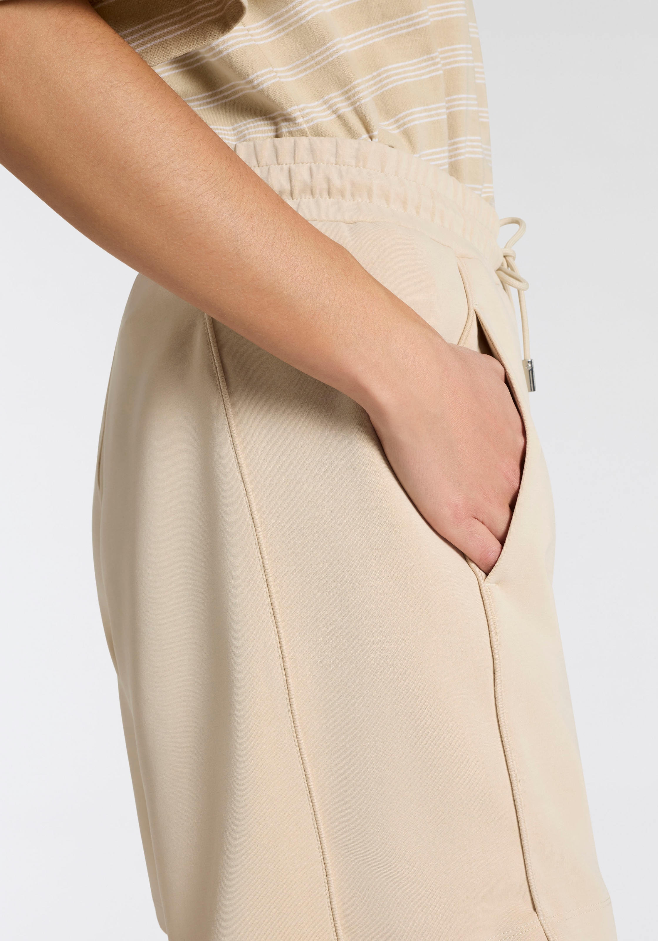 BOSS ORANGE Shorts »Eta Premium Damenmode«  aus weichem Modal-Mix, Relaxed Fit