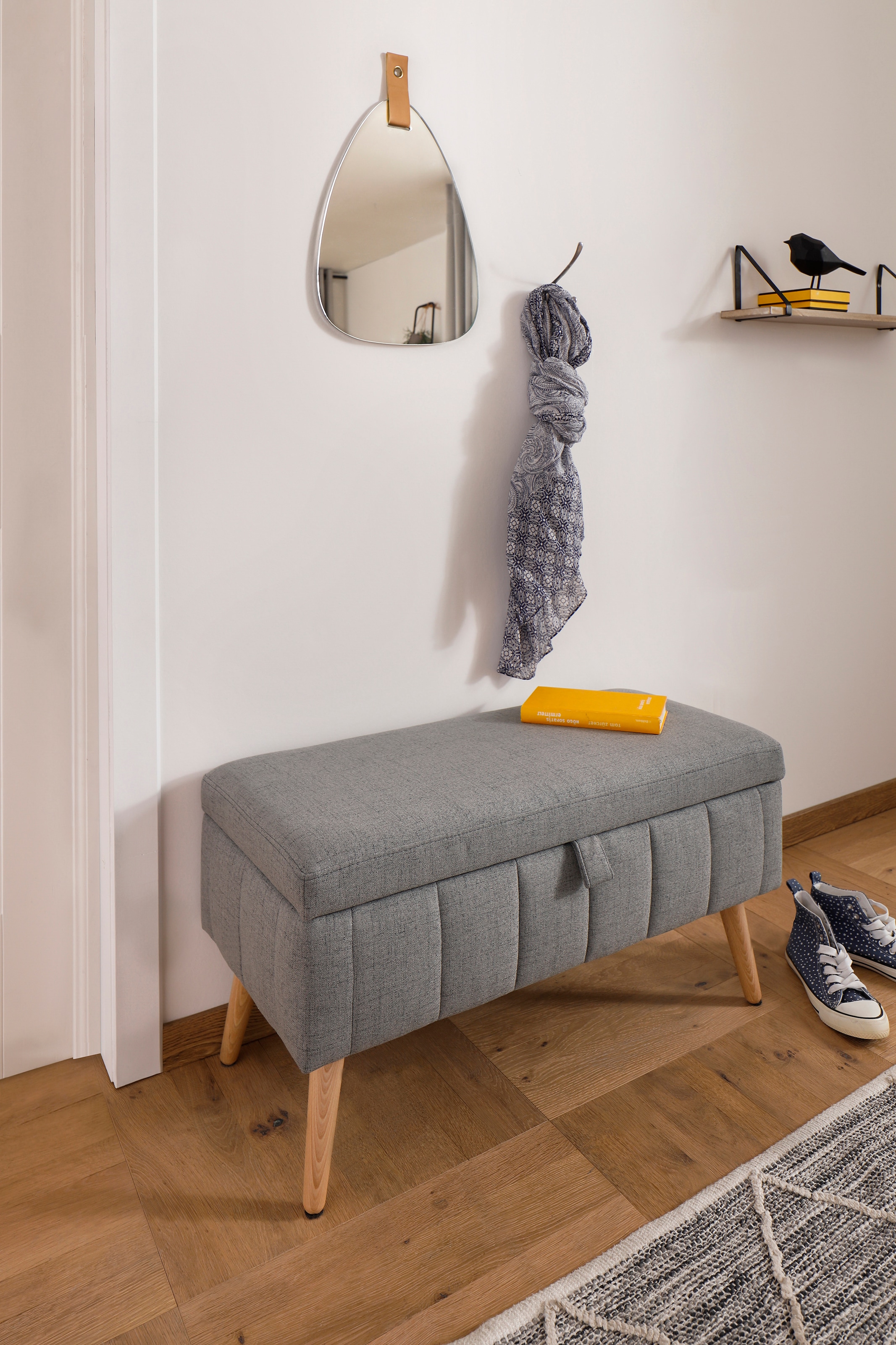 GOODproduct Banc coffre »AMIRA Sitzbank mit Stauraum, Masse B/T/H: 81/36/43 cm« mit Staufach, in 3 Bezugsqualitäten mit feiner Steppung