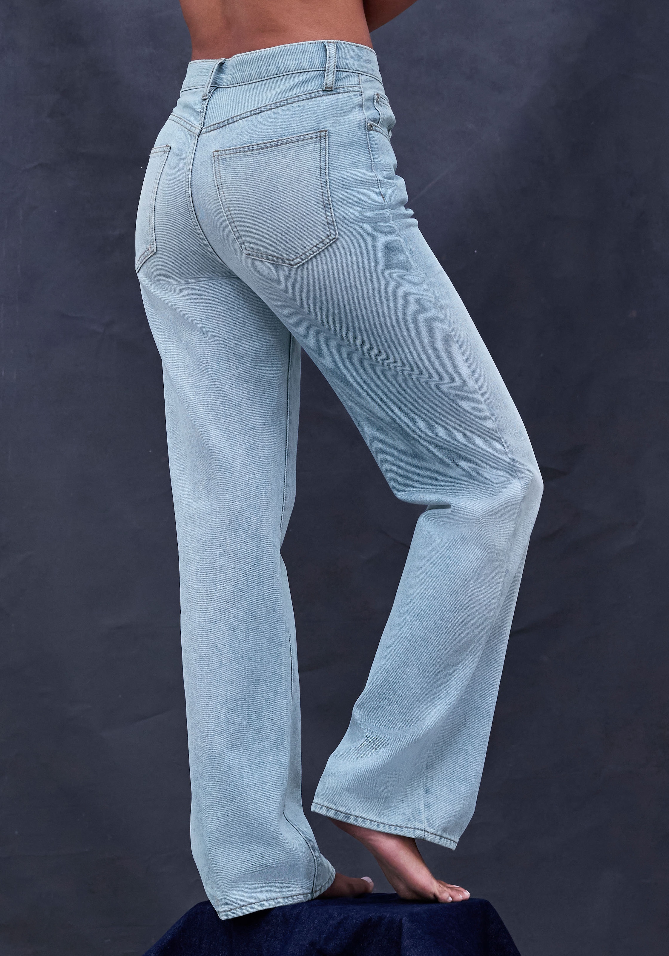 LASCANA Weite Jeans, mit hohem Bund und 5-Pocket-Style, Wide-Leg Jeans