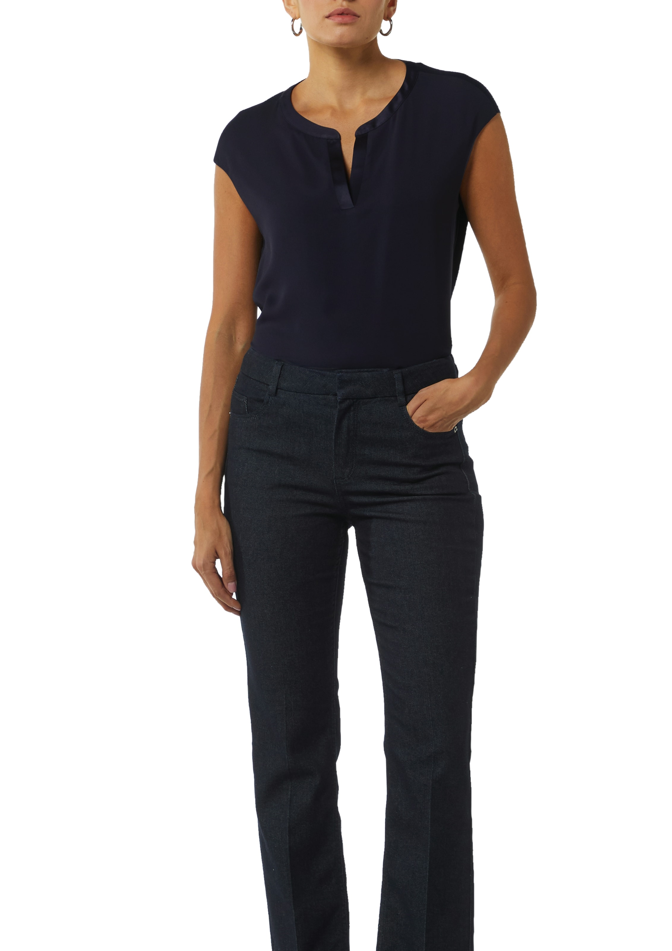 Image of Comma Blusenshirt mit geschlitztem Rundhals, Satin-Optik