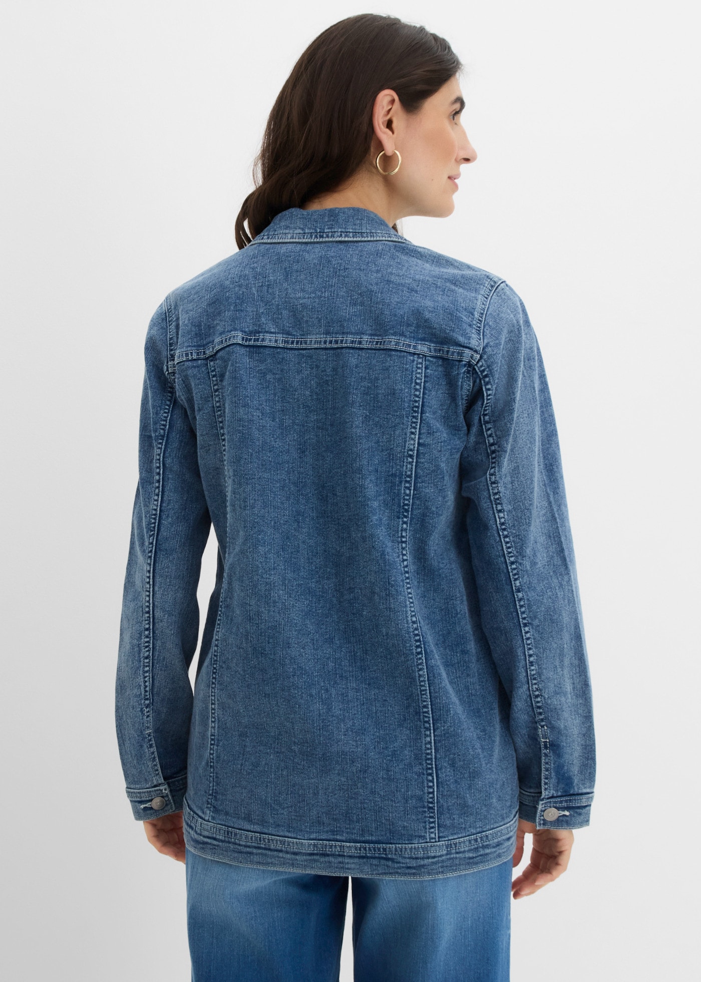 bonprix Jeansjacke loose fit Passform, weite Boyfriend-Form, mit Stretch-Anteil