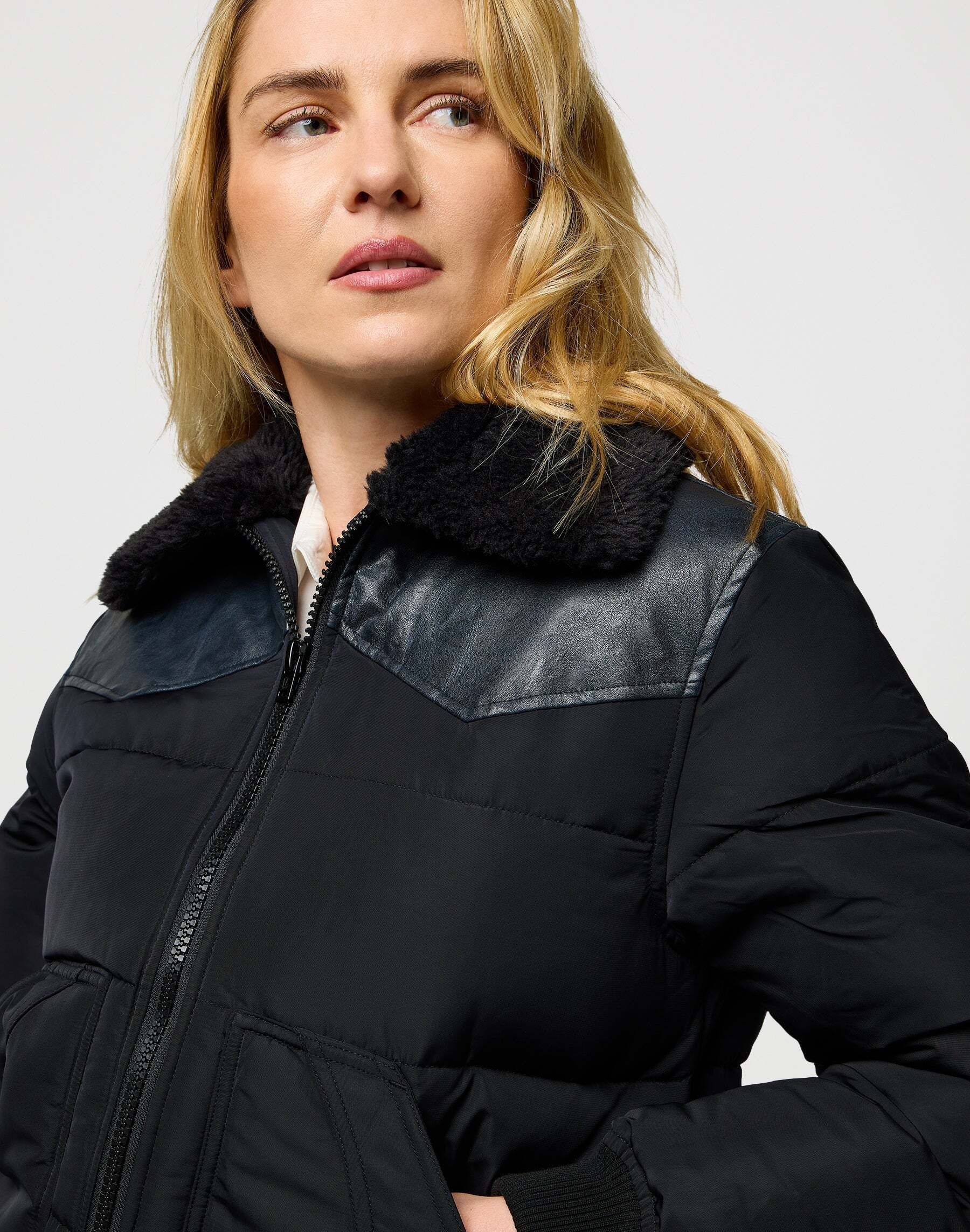 Wrangler Winterjacke »WRANGLER Winterjacke Western Puffer«