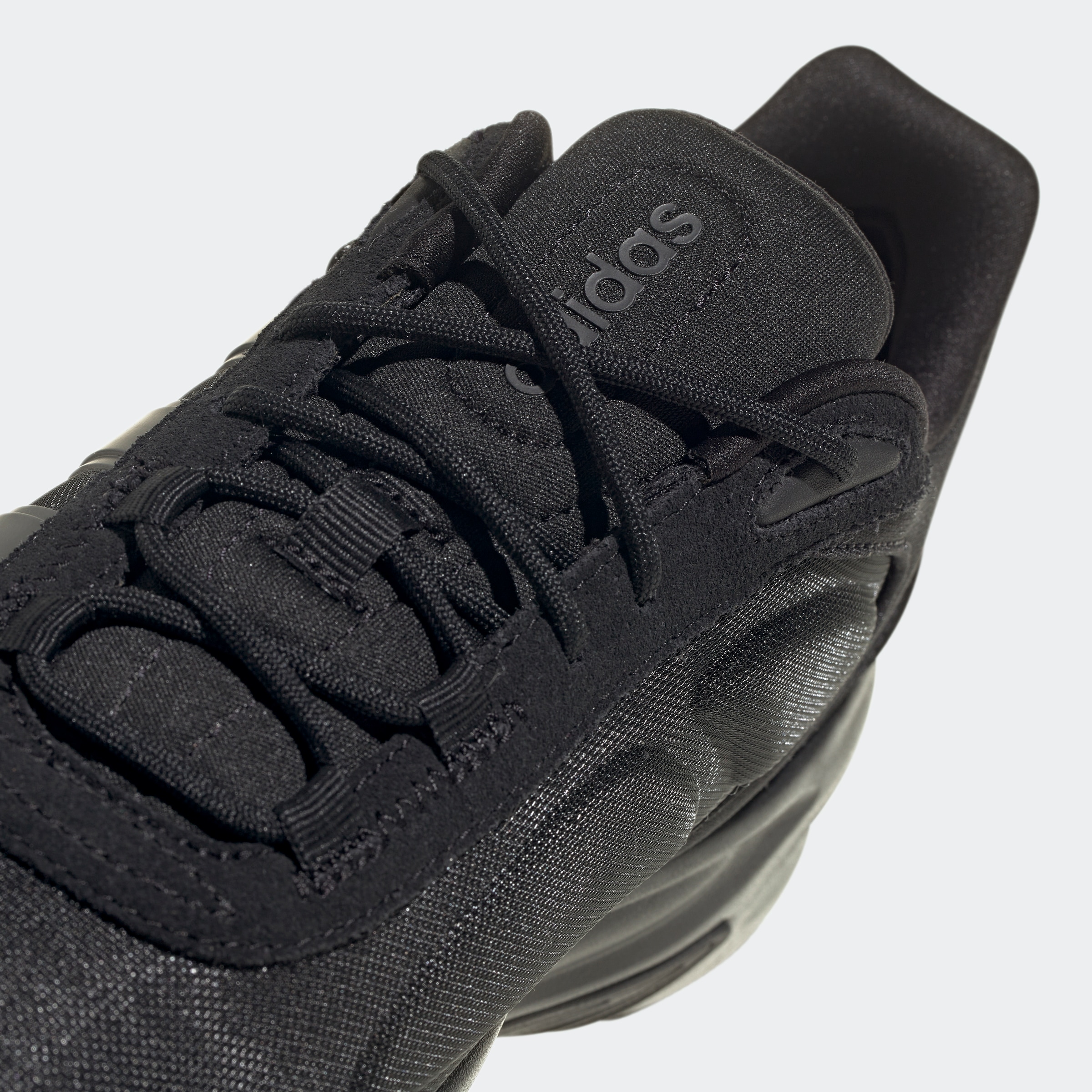 adidas Sportswear Sneaker »OZELLE CLOUDFOAM«, Design auf den Spuren des adidas ozweego